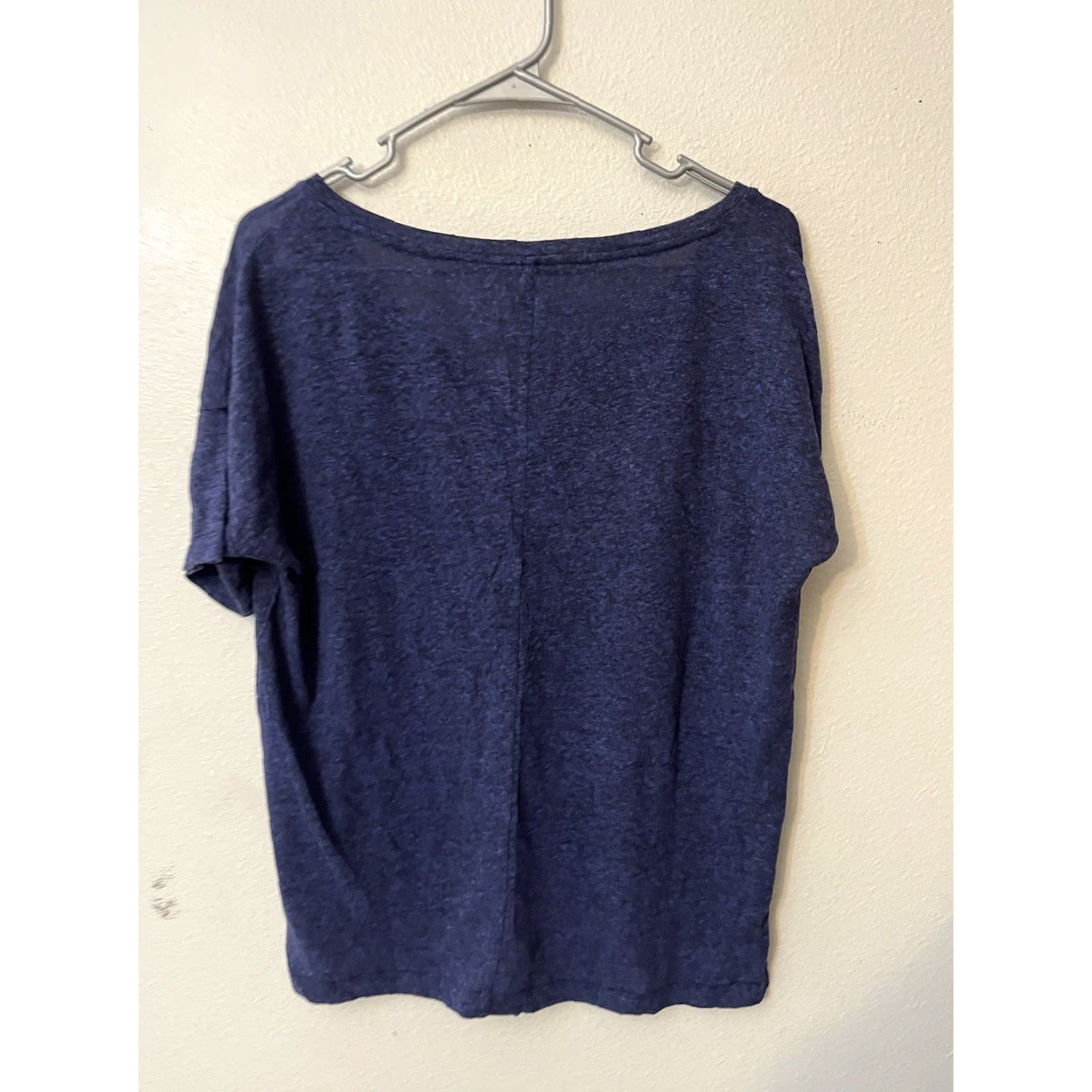 Old Navy Old Navy Shirt Womens Size Medium Blue V-Neck Short Sleeve Pocket Tee - Basic T-Shirt, Cotton/Poly, Relaxed Fit, Regular, Womens, Vintage: No Size M / US 6-8 / IT 42-44 - 2 Thumbnail