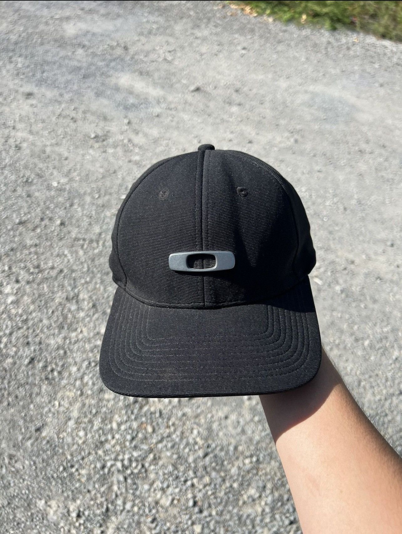 Oakley × Vintage Vintage Oakley Black Y2k Cap Size ONE SIZE - 2 Thumbnail