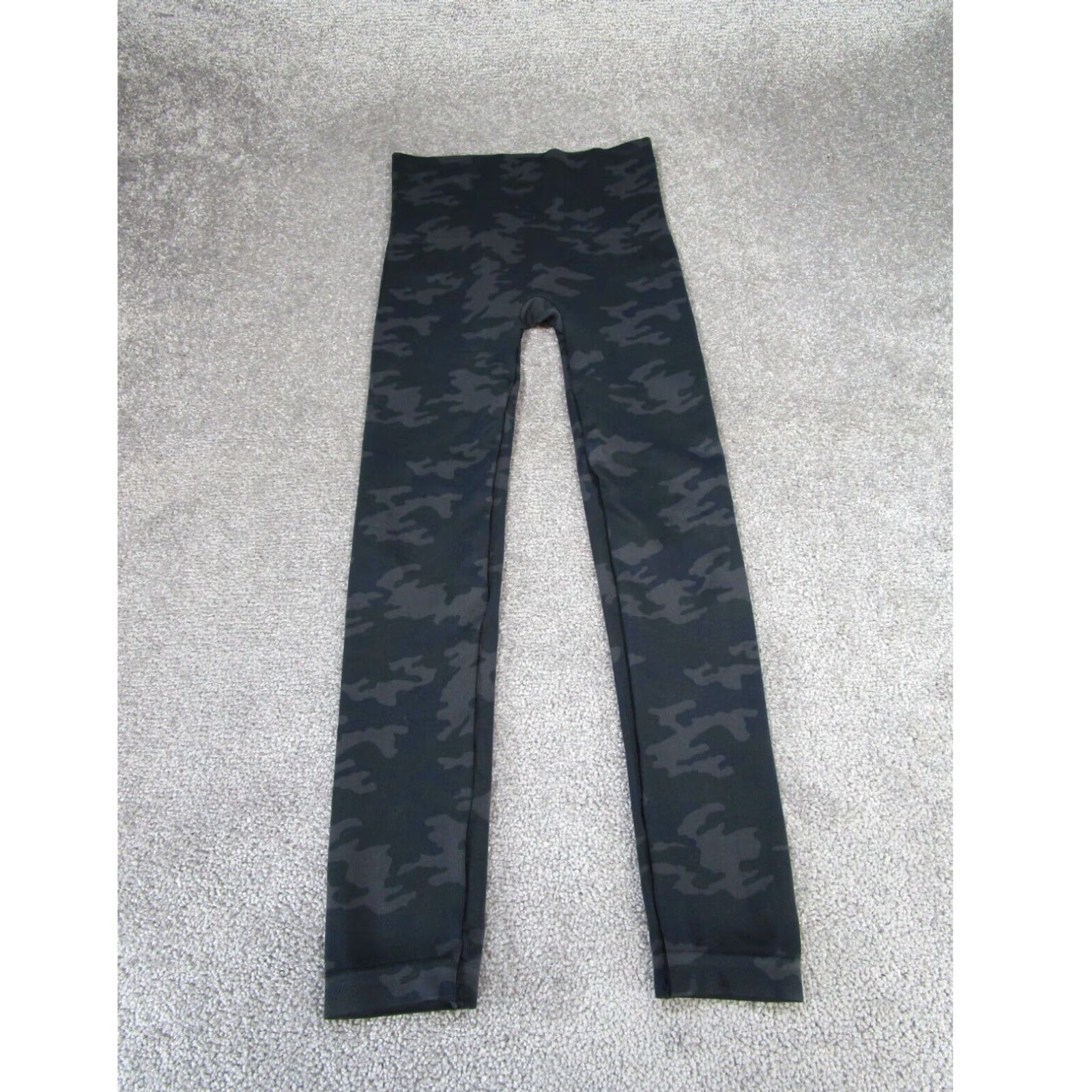 Spanx Spanx Leggings Womens Large Extra Large XL Gray Camo Pregnancy Size 36" / US 14 / IT 50 - 1 Thumbnail