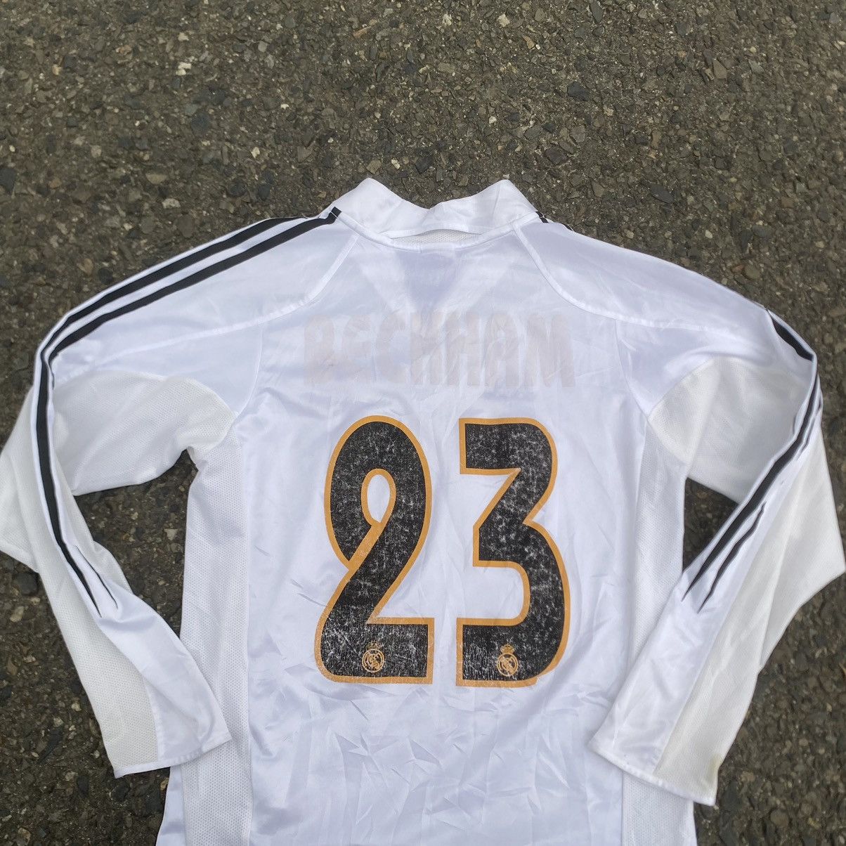 Adidas 2004 Real madrid beckham jersey Size US M / EU 48-50 / 2 - 11 Thumbnail