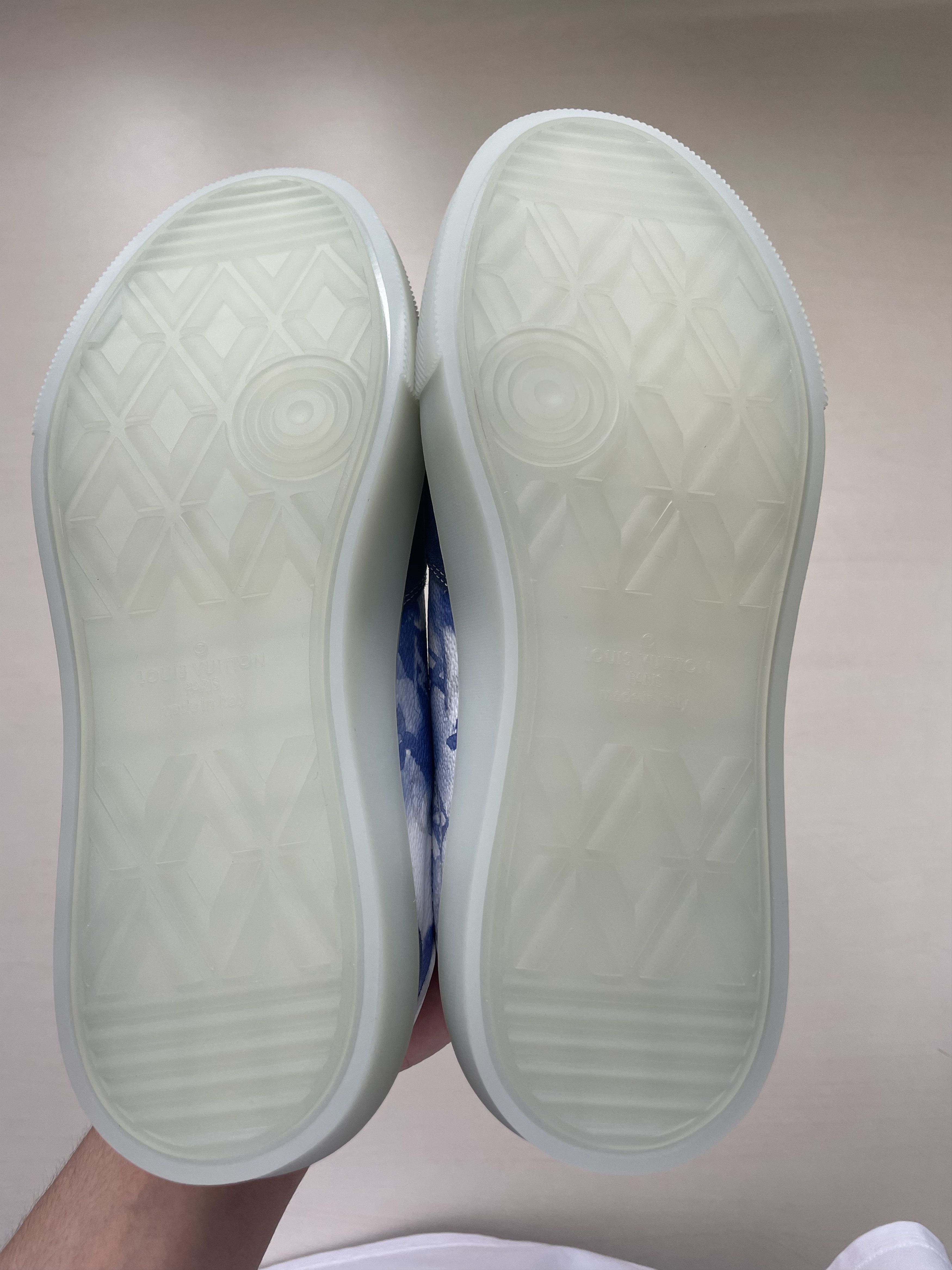 Louis Vuitton Louis Vuitton Ollie Watercolor Monogram Sneakers Size US 5 / IT 35 - 9 Thumbnail