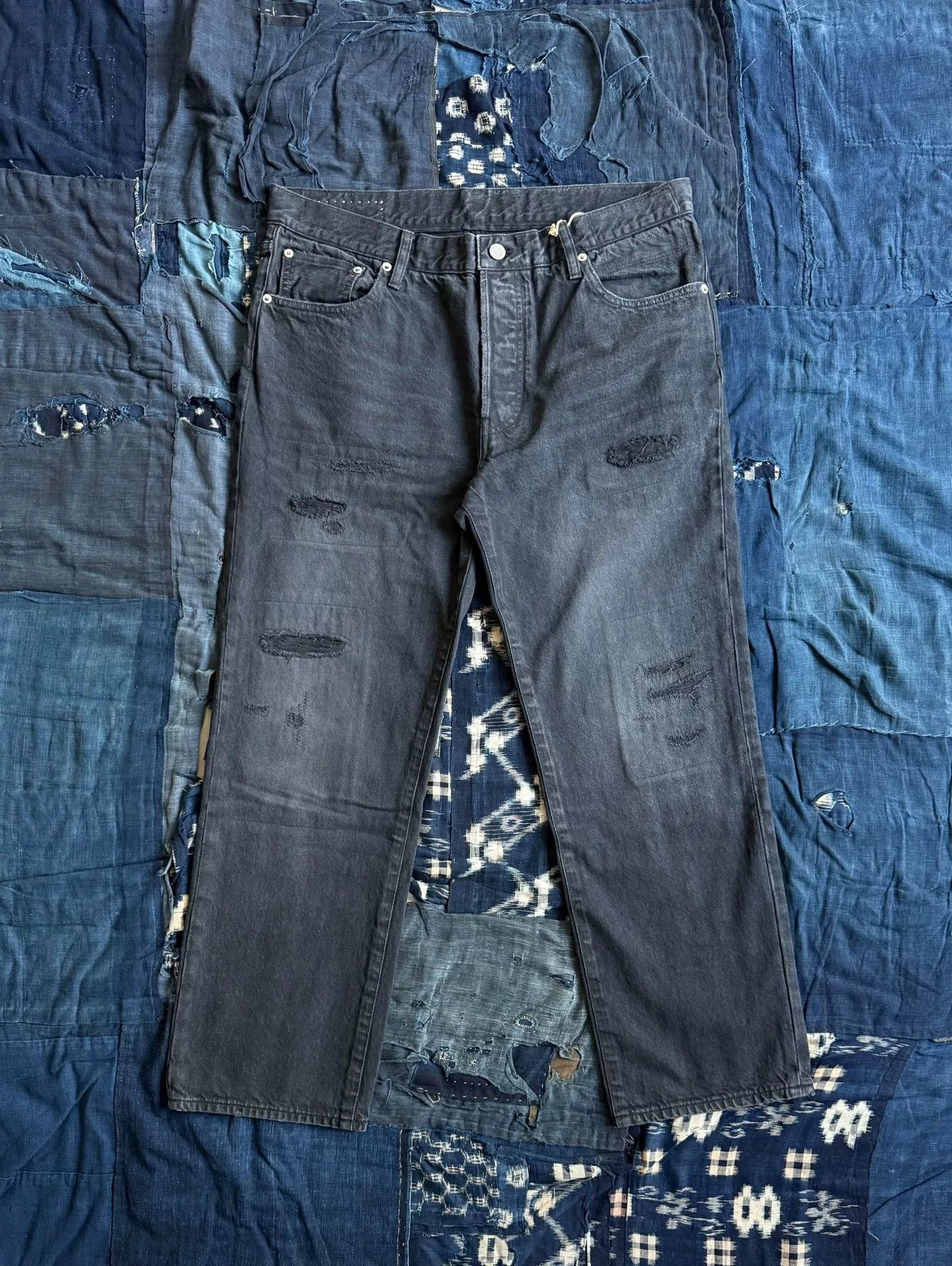 Visvim VISVIM Social Sculpture 10 Black Damaged Jeans Size US 28 / EU 44 - 1 Thumbnail