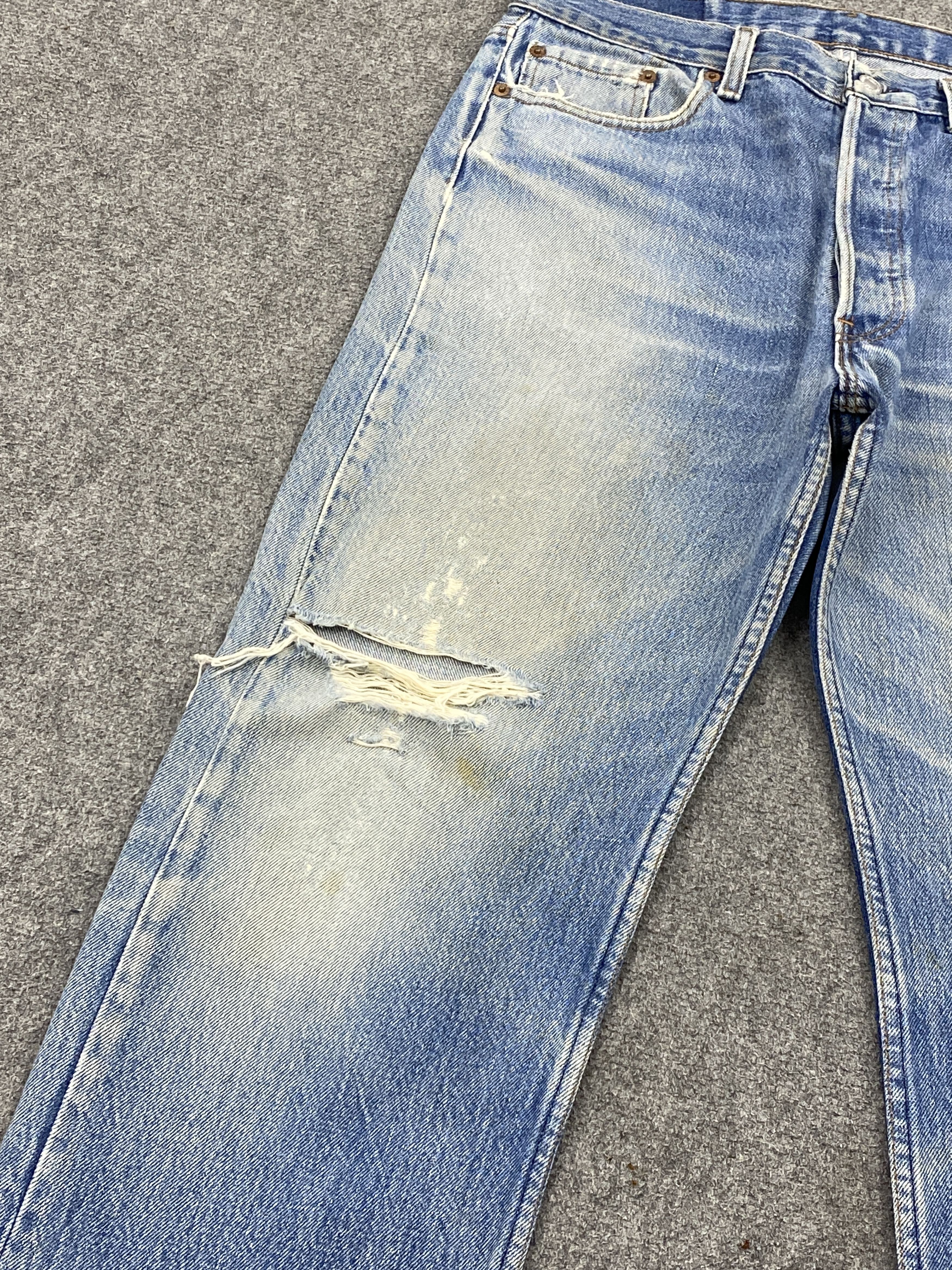 Levi's Levi's 501 Faded Blue Distressed Vintage Jeans DJ0018Z Size US 32 / EU 48 - 8 Thumbnail