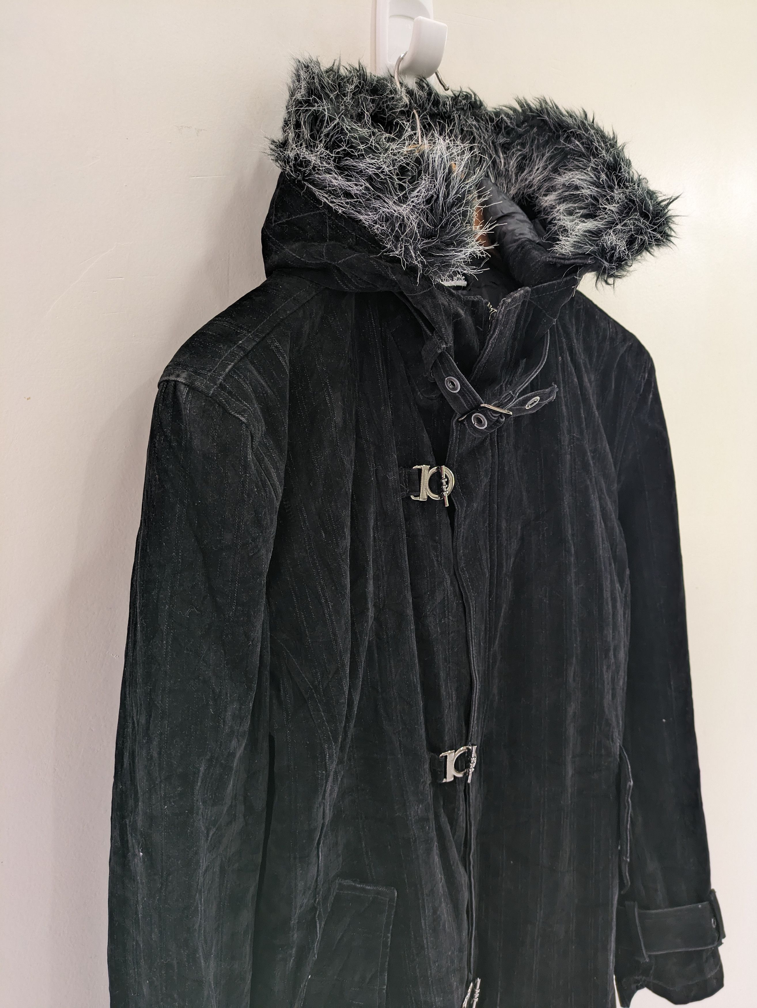 If Six Was Nine In The Attic - Velvet like Fur Hoodie Jacket Size US M / EU 48-50 / 2 - 5 Thumbnail