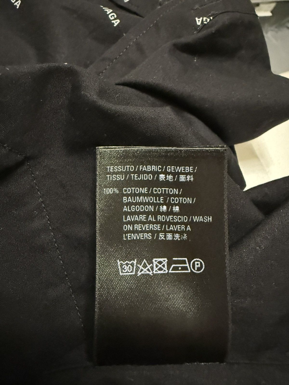 Balenciaga Balenciaga all over logo poplin shirt Size US L / EU 52-54 / 3 - 9 Thumbnail