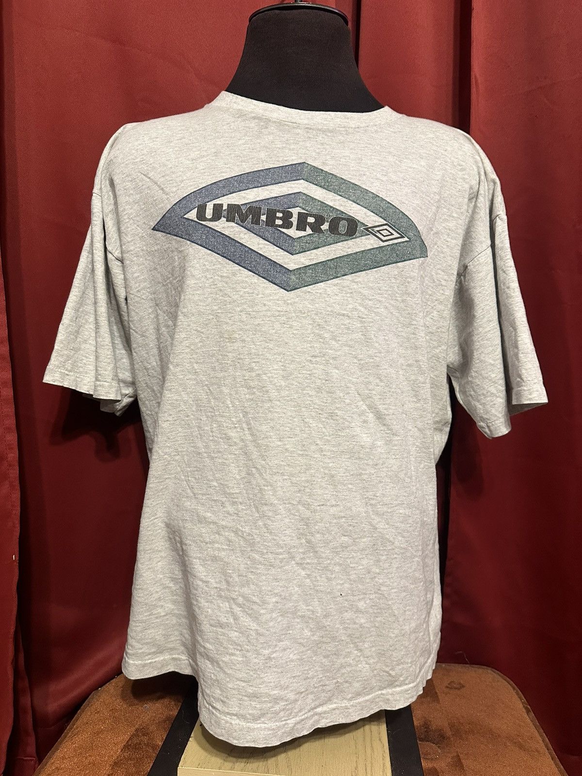 Umbro × Vintage Vintage Umbro Tshirt 90’s Soccer Football Big Logo Grail Size US XL / EU 56 / 4 - 1 Thumbnail