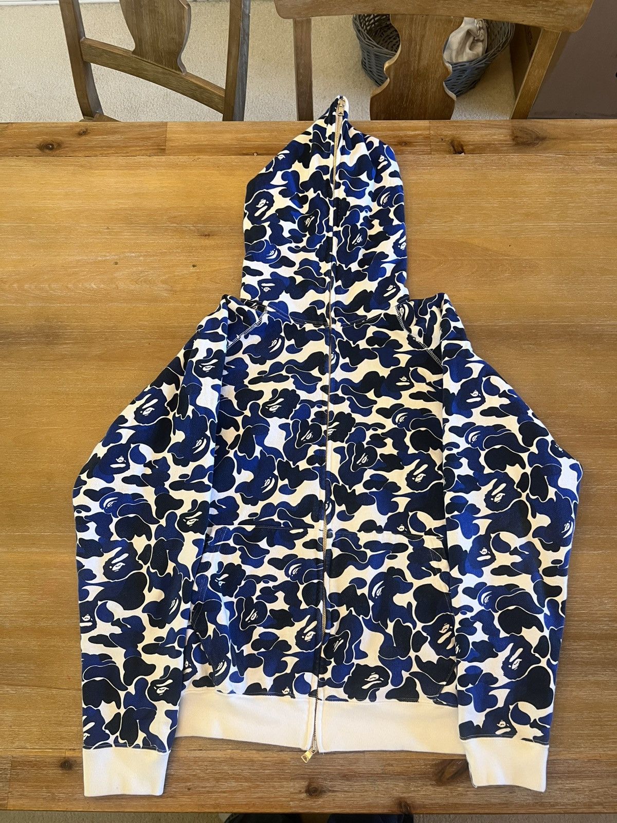 Bape NFS Limited Camo Zip Hoodie Mサイズ BAPE NFS limited camo Holstein full zip hoodie Red COW A