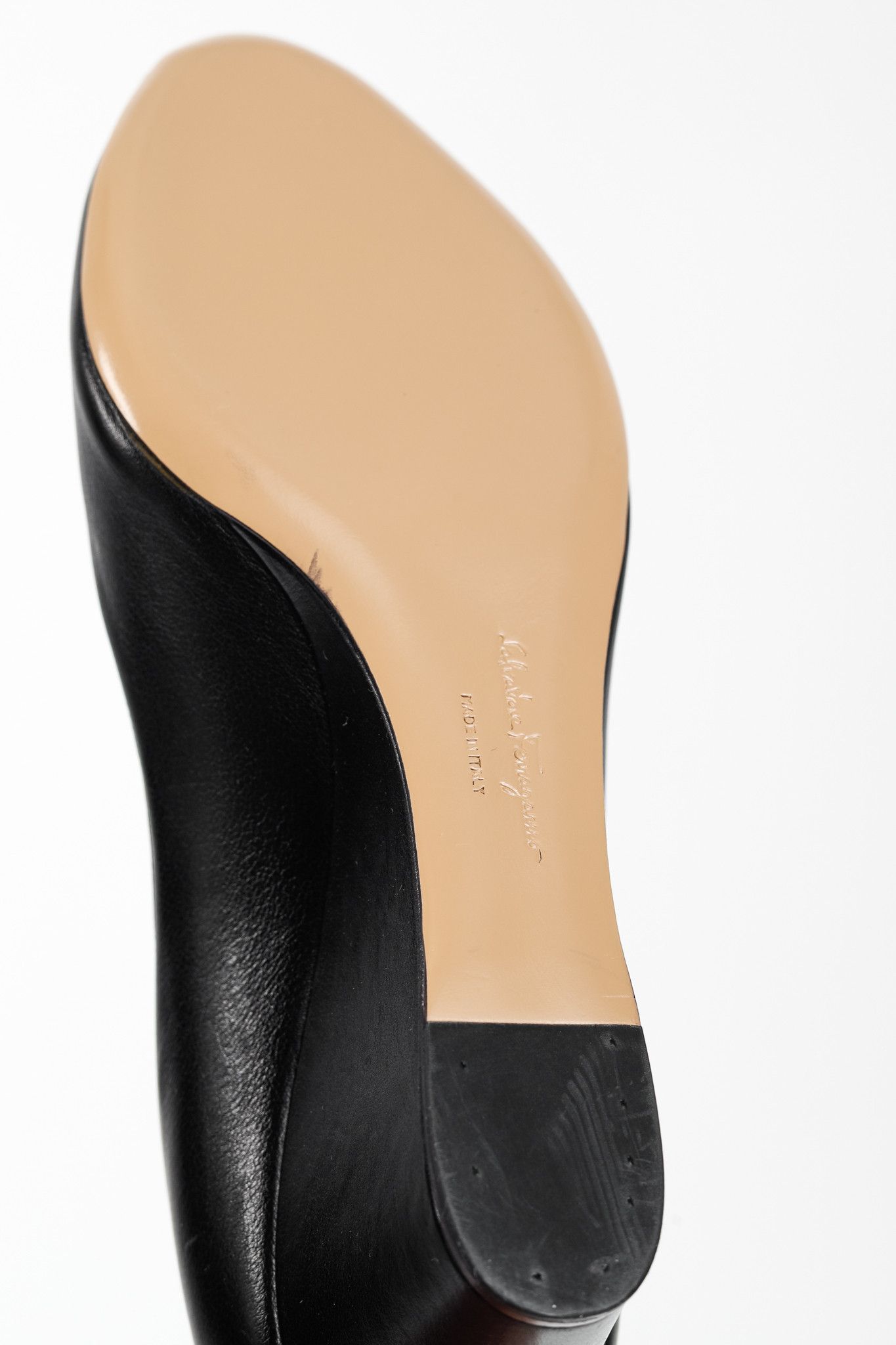Salvatore Ferragamo Salvatore Ferragamo Pearlette Black Peep-Toe Wedge Heels Size US 6 / IT 36 - 5 Thumbnail