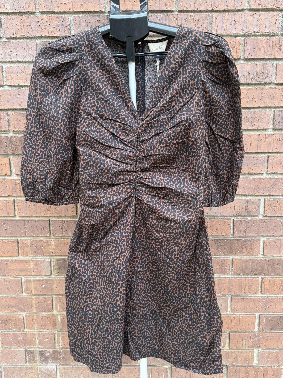 Other Universal Thread Animal Print Puff Sleeve Ruched Mini Dress Size XS / US 0-2 / IT 36-38 - 1 Thumbnail