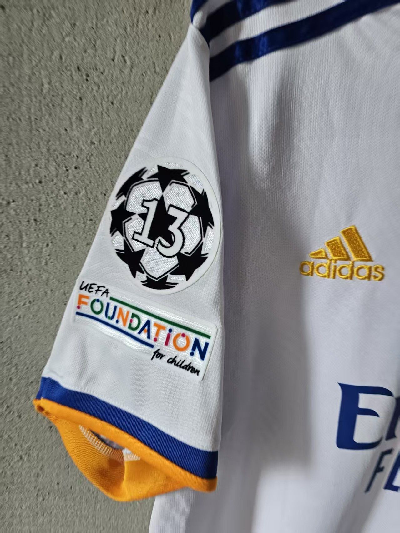 Other Karim Benzema Jersey 2022 Real Madrid Size US S / EU 44-46 / 1 - 3 Thumbnail