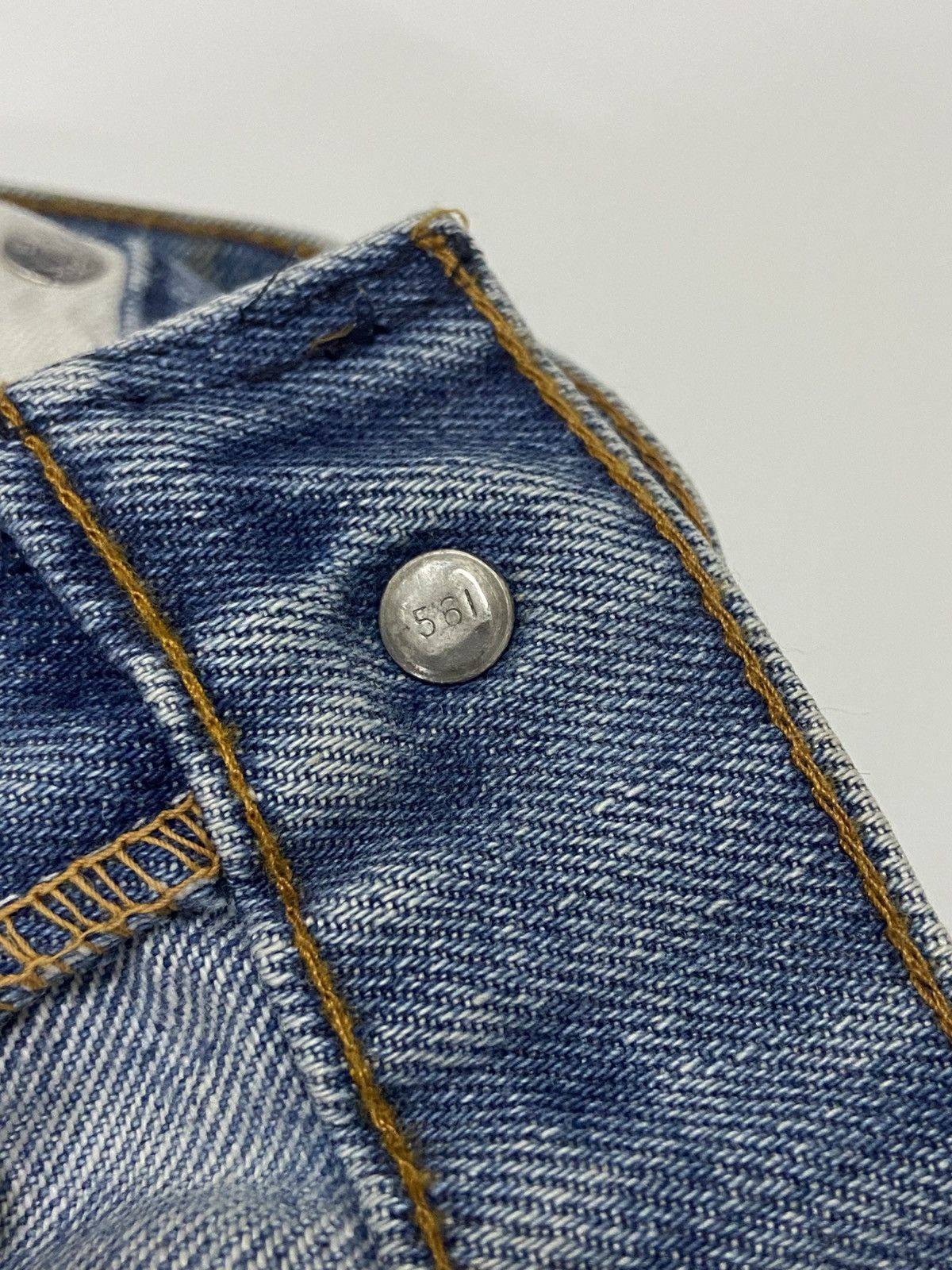Levi's Vintage Clothing VINTAGE DISTRESSED LEVI'S 505 ORANGE TAB Size US 33 - 10 Thumbnail