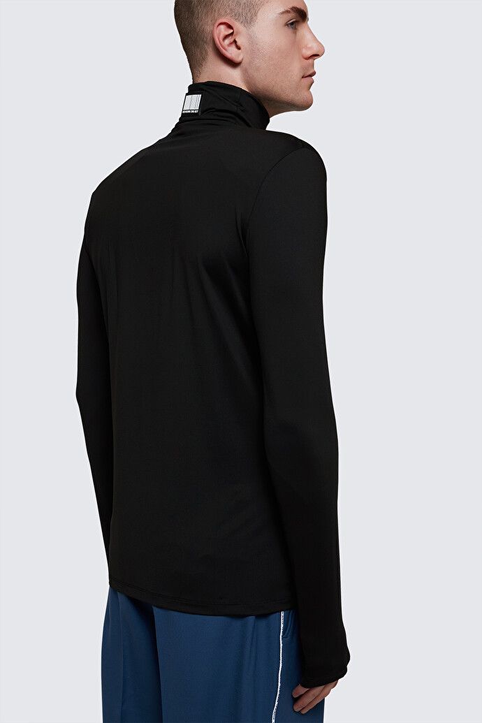 Vetements o1y0924 Turtleneck Sweater in Black Size US L / EU 52-54 / 3 - 4 Thumbnail