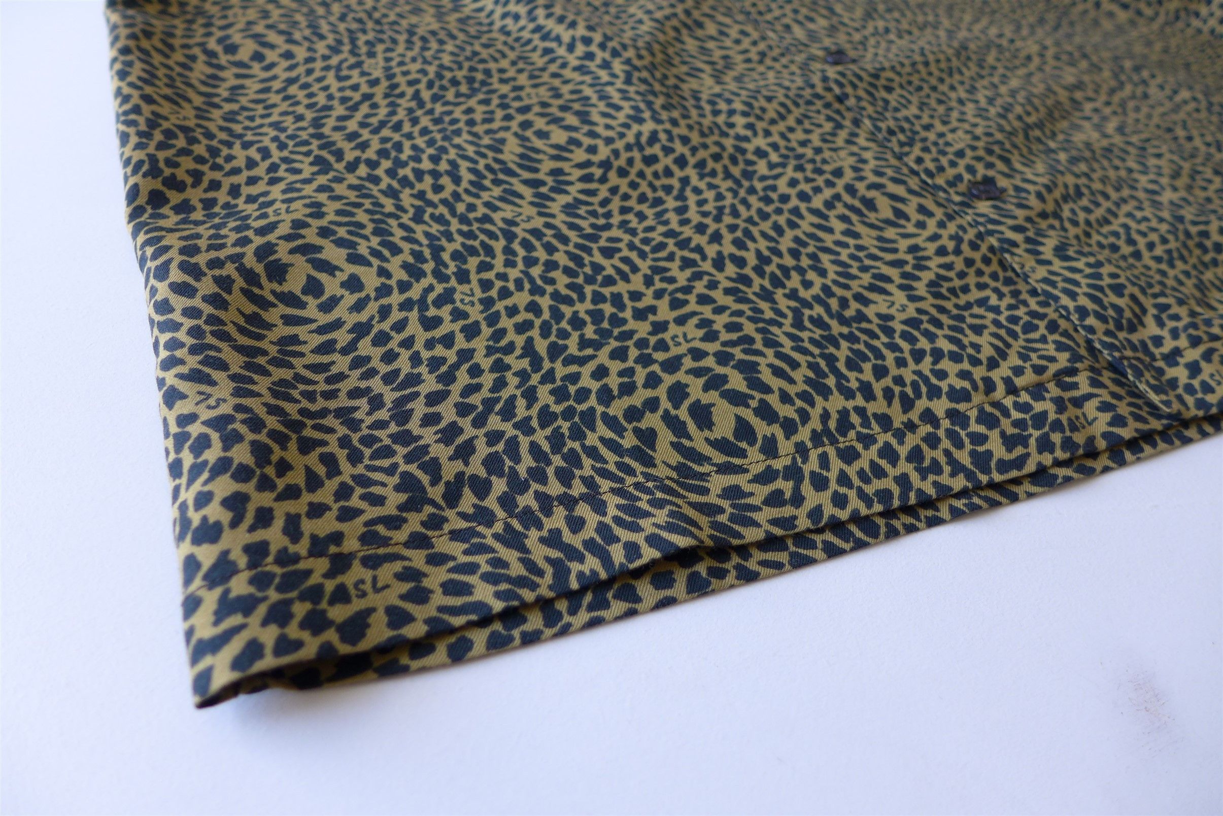 Saint Laurent Paris Saint Laurent Leopard Print Short-Sleeve Shirt Size US XXL / EU 58 / 5 - 13 Thumbnail