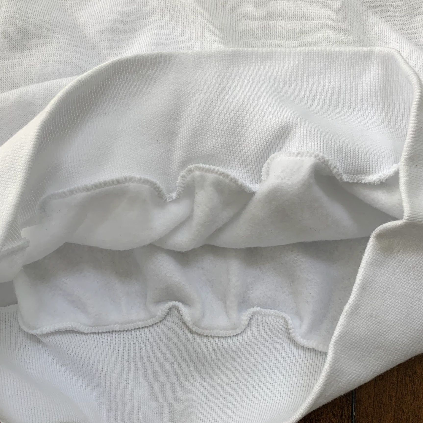Vintage VINTAGE Oneita BLANK White Sweatshirt T-Shirt 90s Rap Jumper Crew Neck Mens L White 90s Vintage Men Size US L / EU 52-54 / 3 - 4 Thumbnail