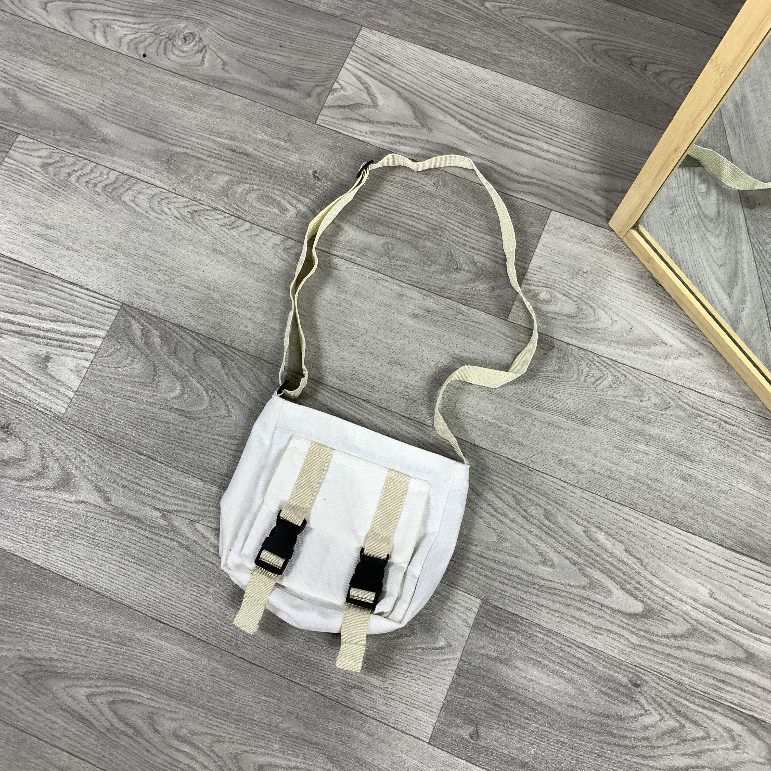 Vintage Vintage Basic White Cotton Cargo Crossbody Unisex Bag Size ONE SIZE - 2 Thumbnail