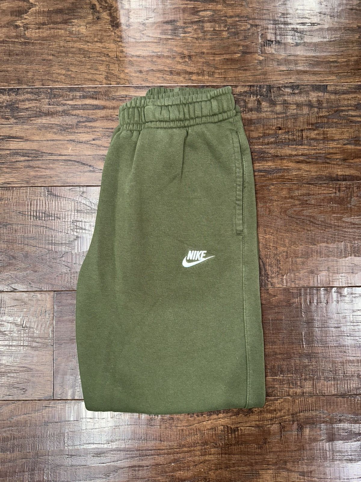 Nike Nike Club Fleece Olive Sweatpants Size US 34 / EU 50 - 5 Thumbnail