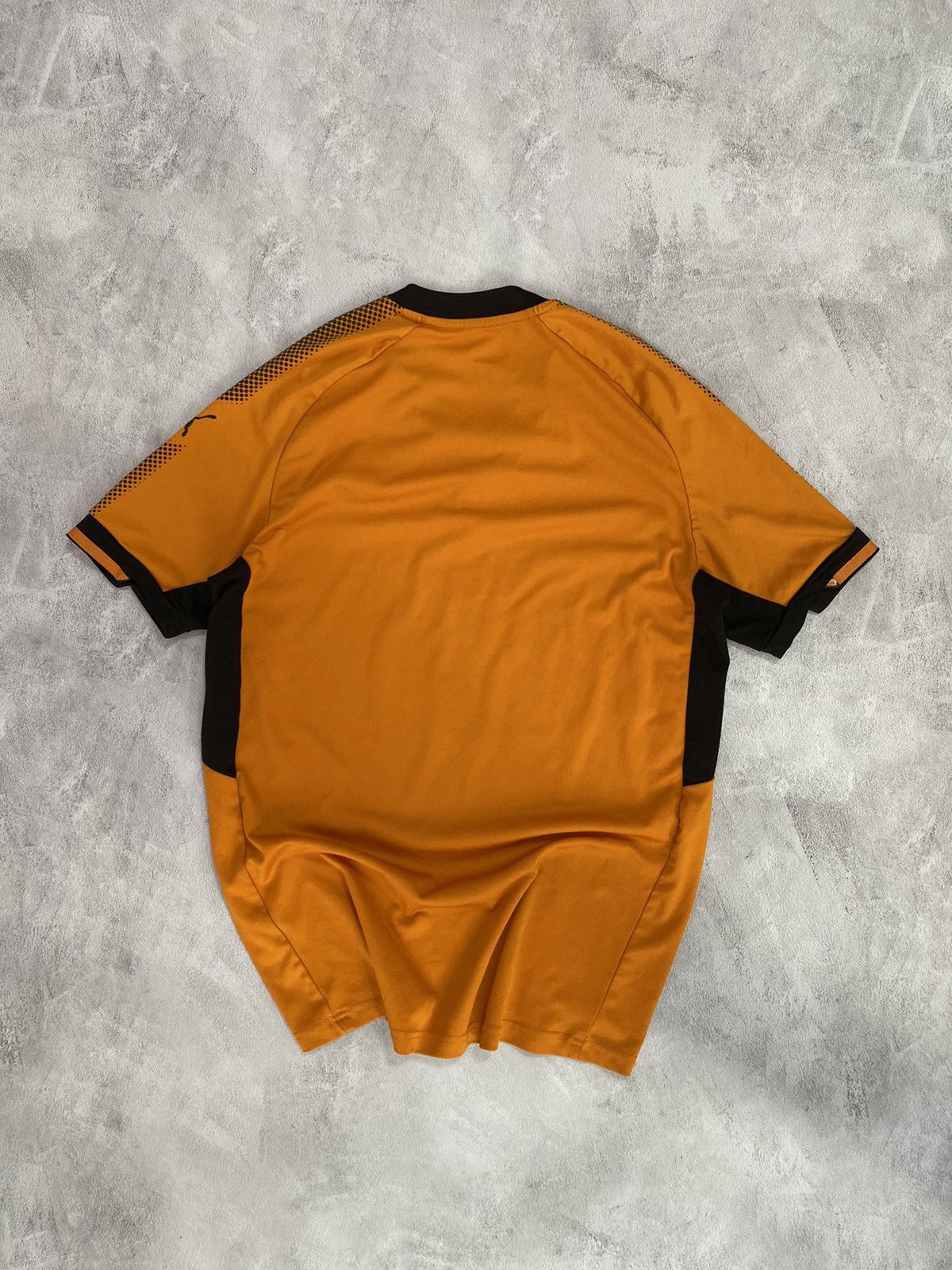 Puma 🐺 Vintage Jersey Wolverhampton Home kit Size US M / EU 48-50 / 2 - 3 Thumbnail