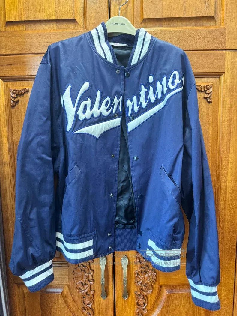 Valentino Valentino Logo embroidered patch long-sleeved baseball jac Size US S / EU 44-46 / 1 - 1 Thumbnail