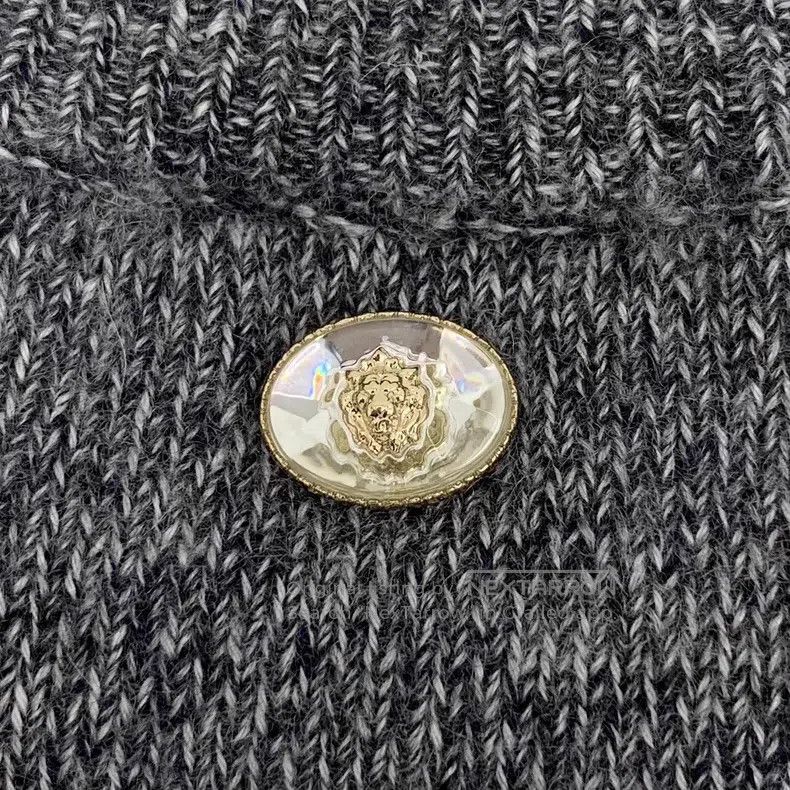 Chanel Chanel 24 dark gray cashmere round-neck long-sleeved knitt Size S / US 4 / IT 40 - 5 Thumbnail
