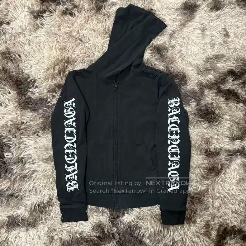Balenciaga Balenciaga Destroyed Hooded Jacket with Sanskrit Size US L / EU 52-54 / 3 - 1 Thumbnail