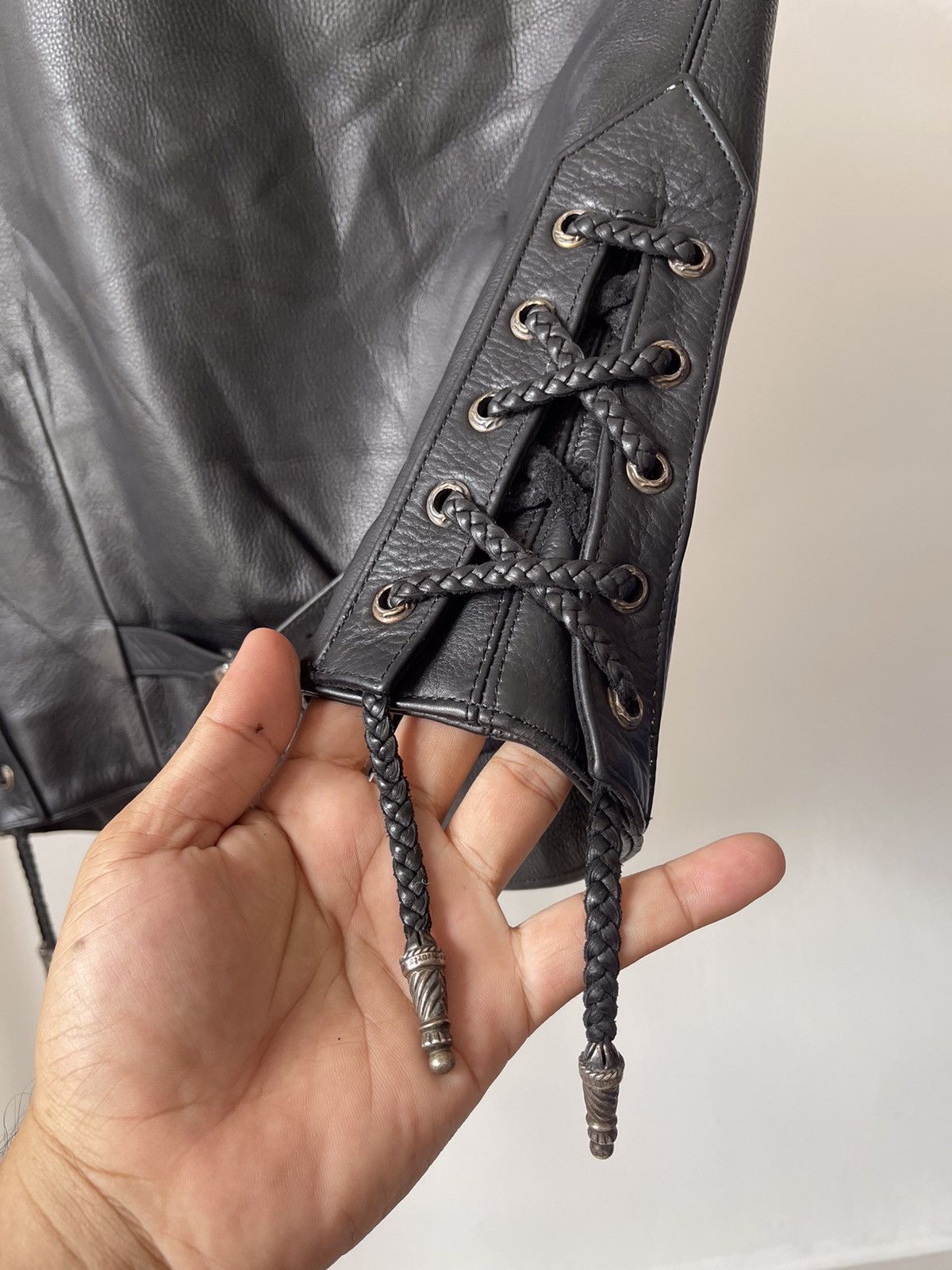 Chrome Hearts 1995 Iconic Chrome Hearts Six Button Leather Vest Size US M / EU 48-50 / 2 - 14 Thumbnail