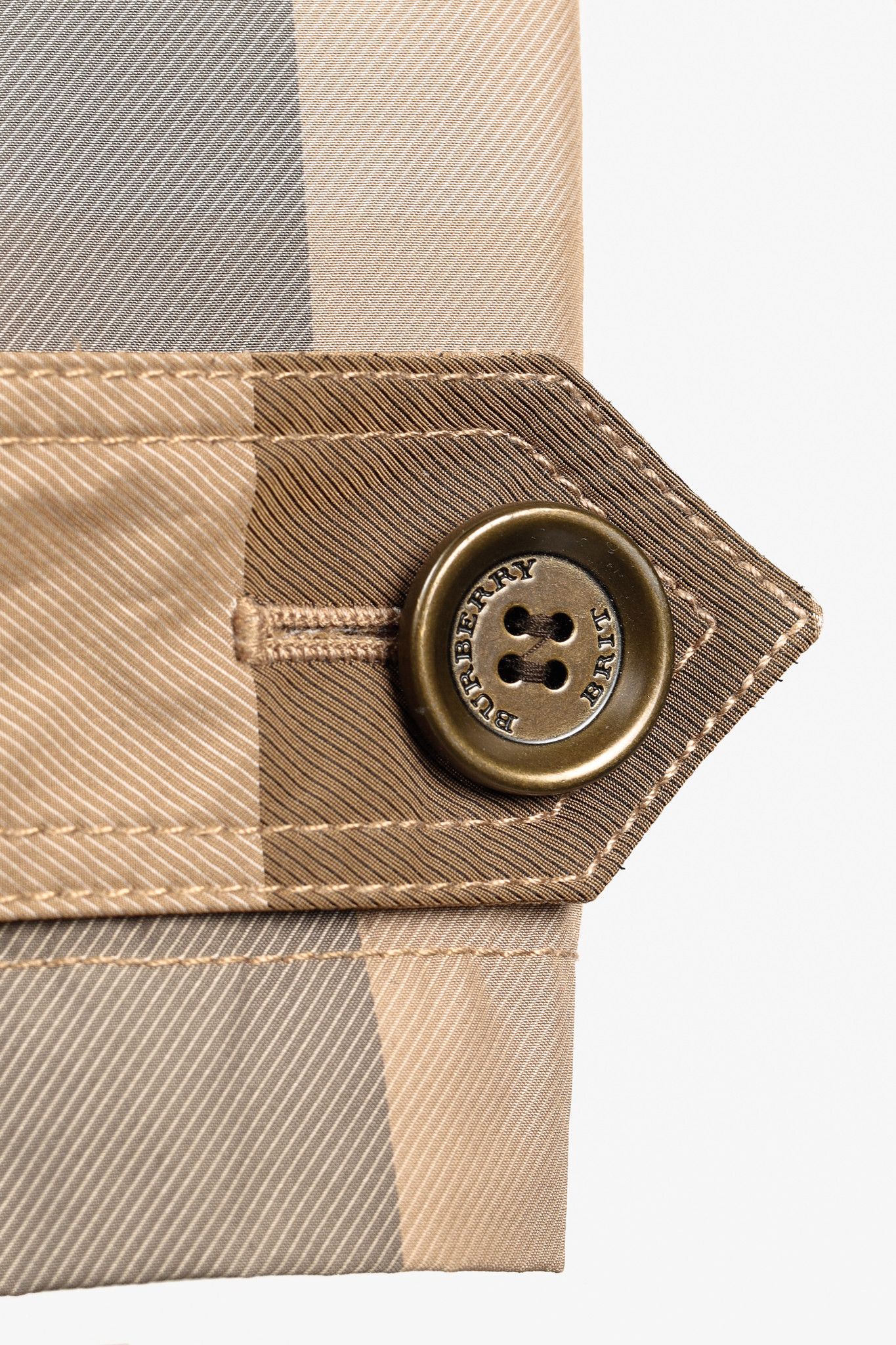 Burberry Burberry Brit Light-Brown Check Rain Jacket Size M / US 6-8 / IT 42-44 - 7 Thumbnail