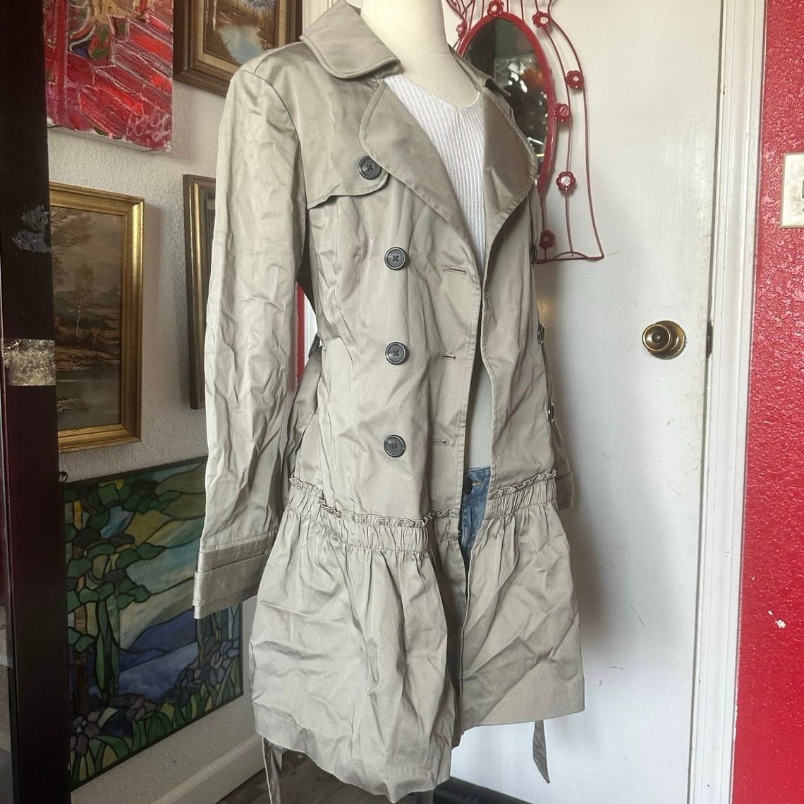 Other elle gray beige trenchcoat jacket, button up skirt detail Size M / US 6-8 / IT 42-44 - 2 Thumbnail