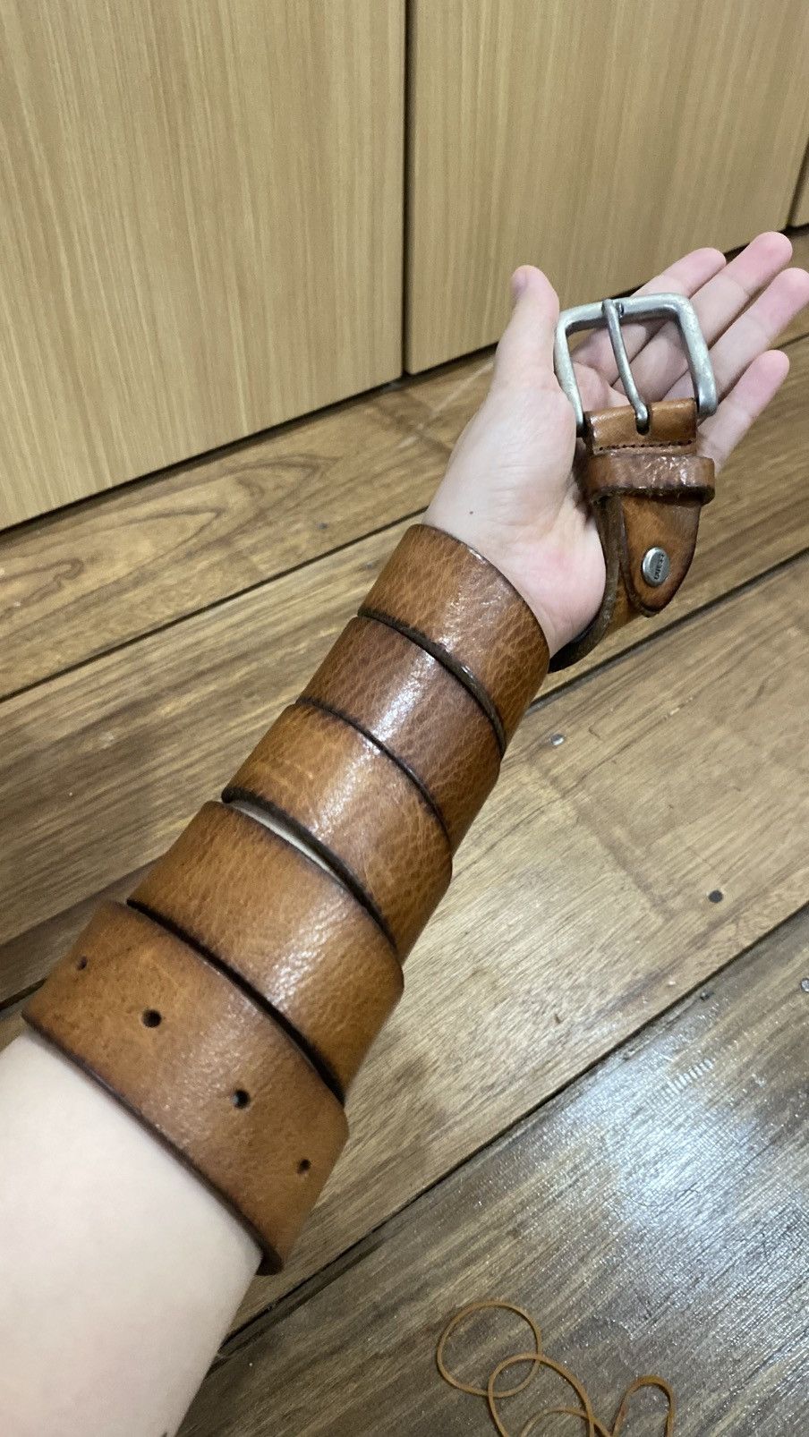 Vintage Y2K vintage belt leather guess Size ONE SIZE - 1 Thumbnail