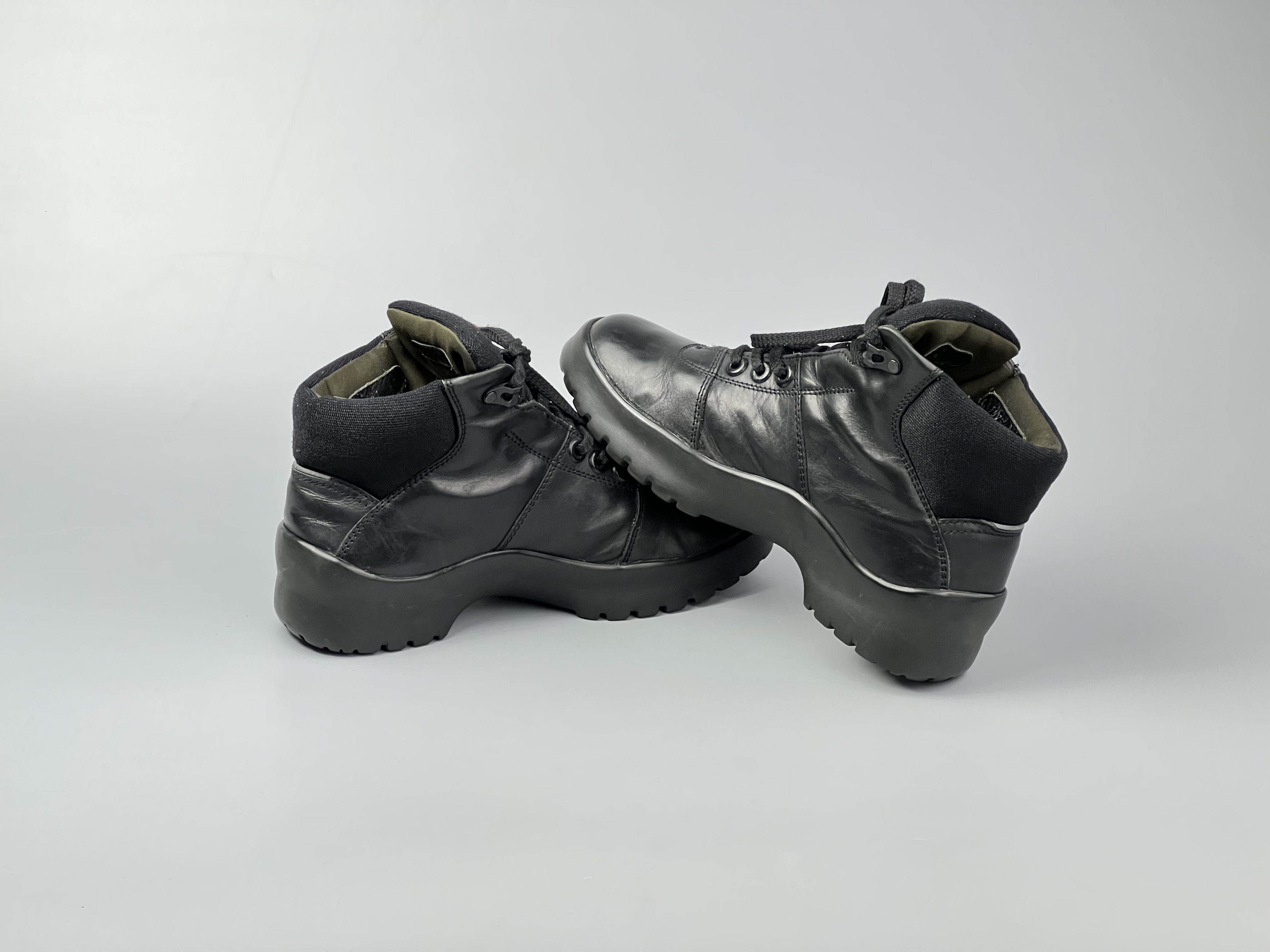 Hugo Boss × Vintage Hugo Boss Vintage Leather Boots Size 40 Size US 8.5 / IT 38.5 - 5 Thumbnail