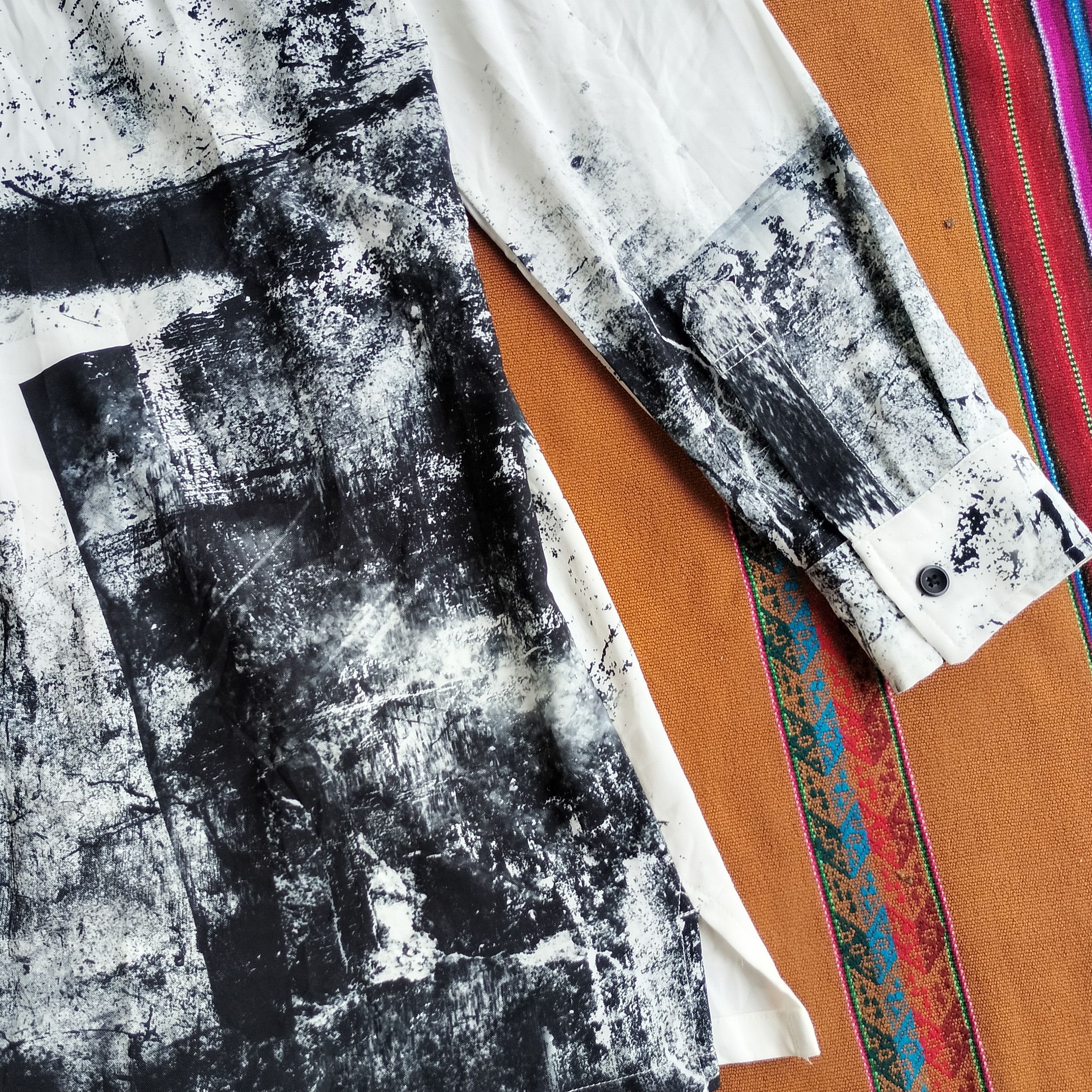 Shellac Shellac x Semantic Design monochrome long sleeve shirt Size US L / EU 52-54 / 3 - 12 Thumbnail