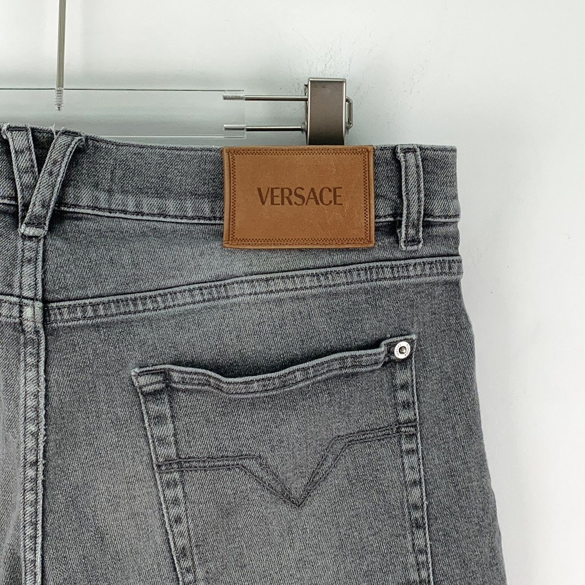 Versace Versace Light Grey Washed Cotton Casual Denim Pants K26WX Size US 34 / EU 50 - 5 Thumbnail