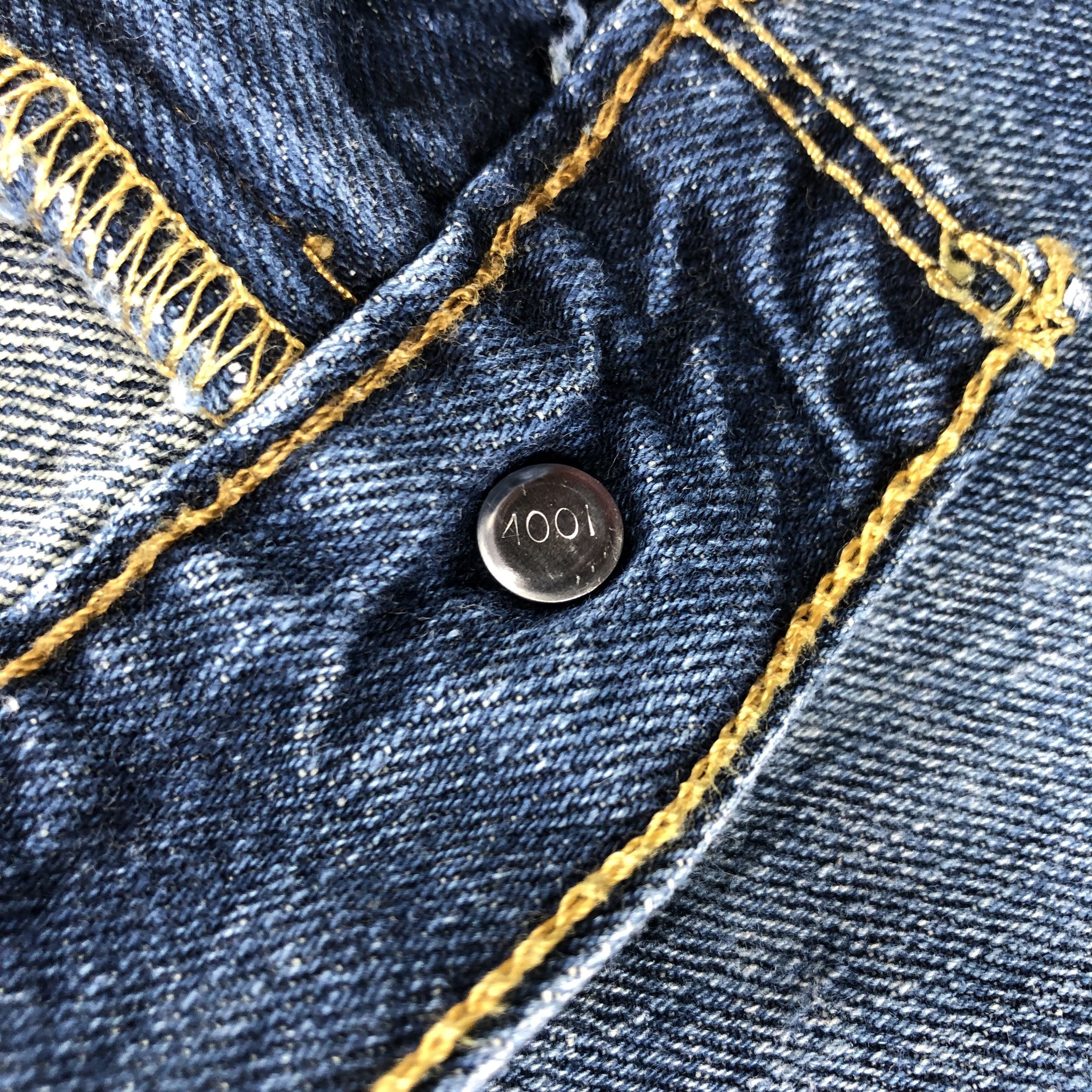 Levi's × Vintage Vintage Blue Wash Levis 569 Jeans-JM3069 Size US 37 - 11 Thumbnail