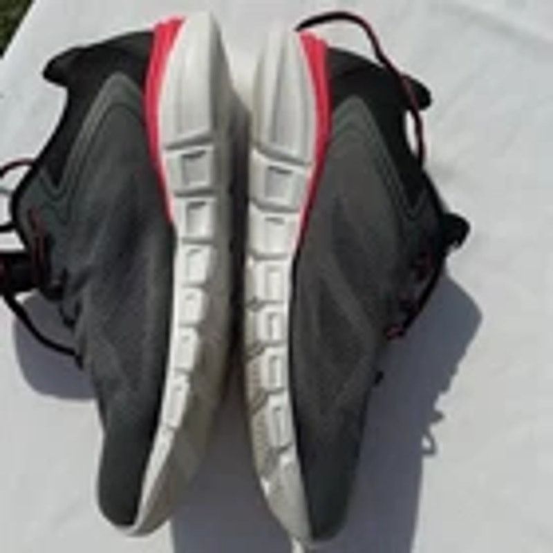 Fila Fila CoolMax Memory Foam Womens Running Jogging Nursing Shoe Size US 10 / IT 40 - 2 Thumbnail