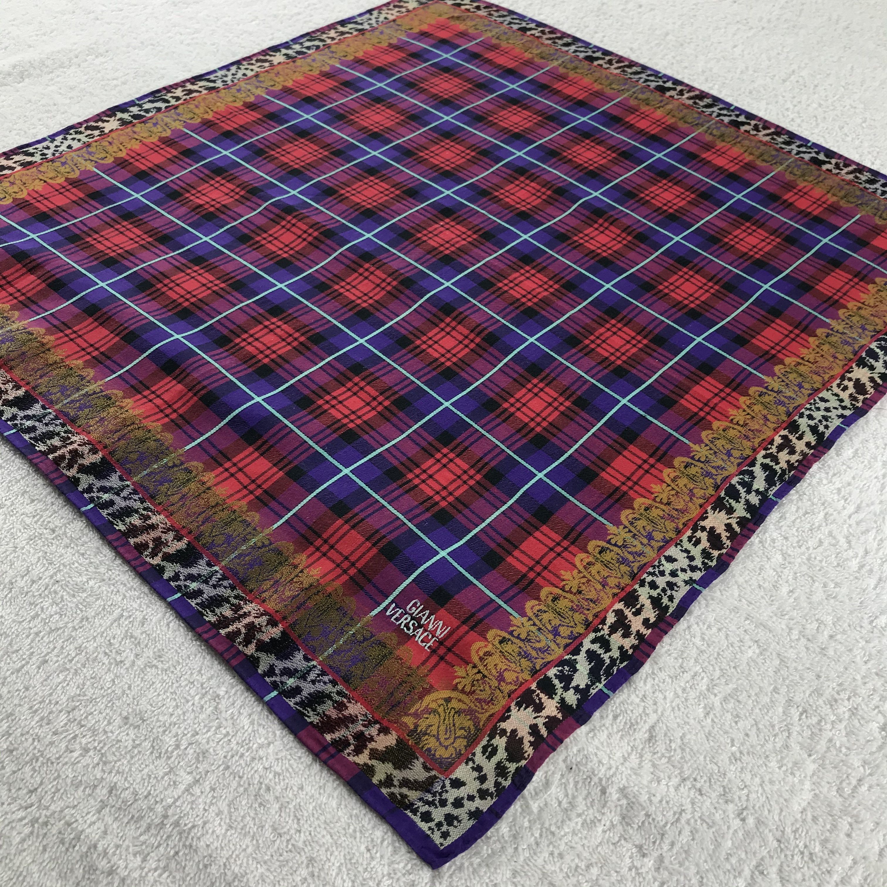 Versace × Vintage Gianni Versace Bandana/ Handkerchief / Neckerchief Size ONE SIZE - 4 Thumbnail