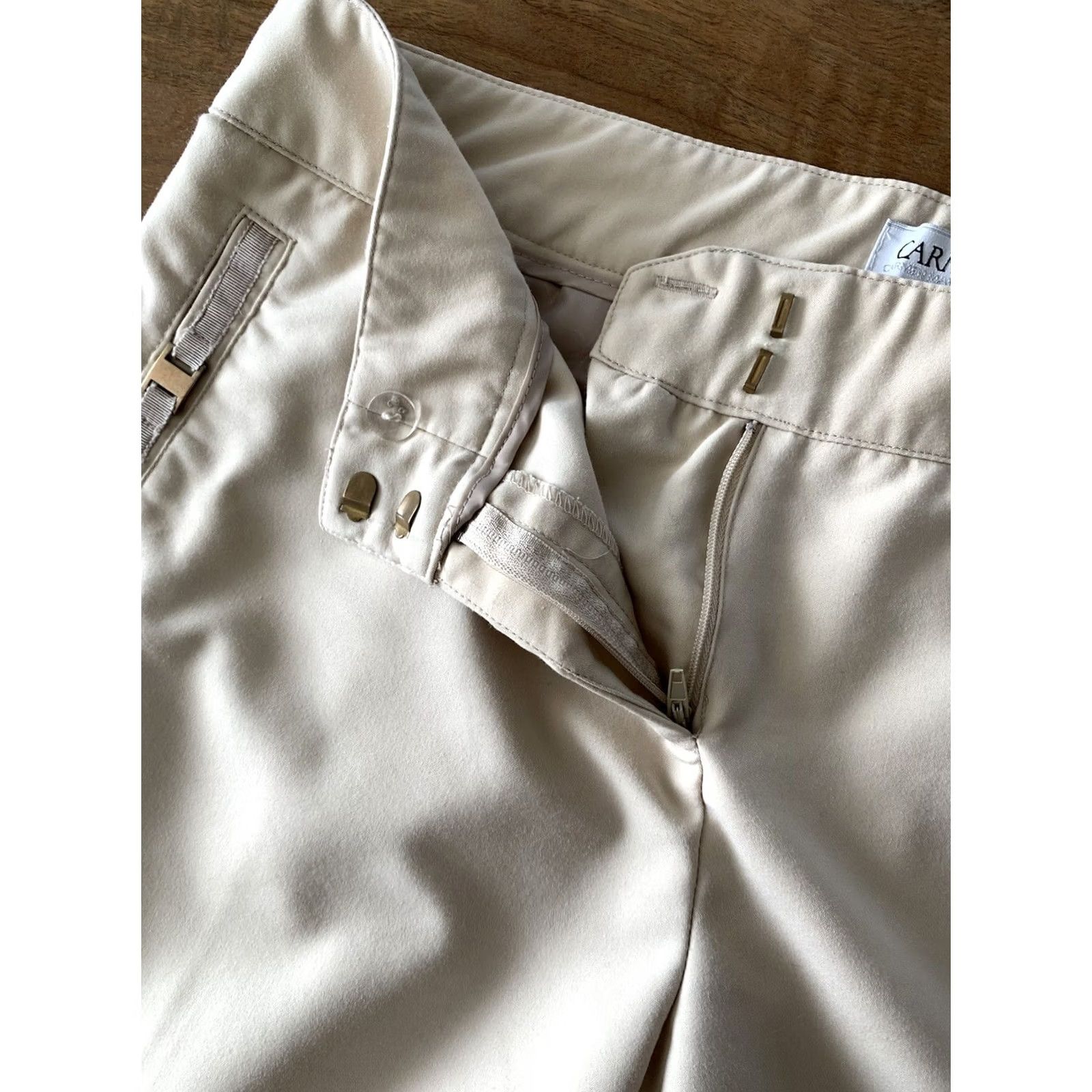 Vintage Carmen Marc Valvo Women Pants 12 Ivory Stretch Tapered Leg Ankle City Logo Pocket Slit 26.5in Inseam Adult Regular Fall Spring Summer Workwear Office Size 34" / US 12 / IT 48 - 4 Thumbnail