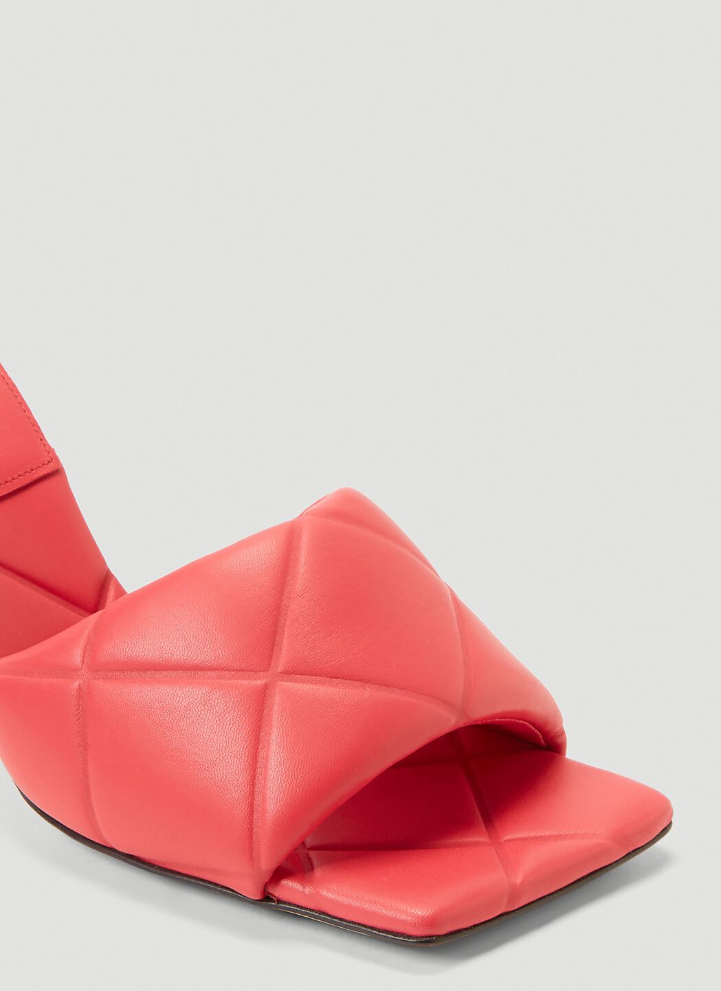 Bottega Veneta o1bcso1str0924 Rubber Lido Sandals in Dark Pink Size US 4.5 / IT 34.5 - 5 Thumbnail