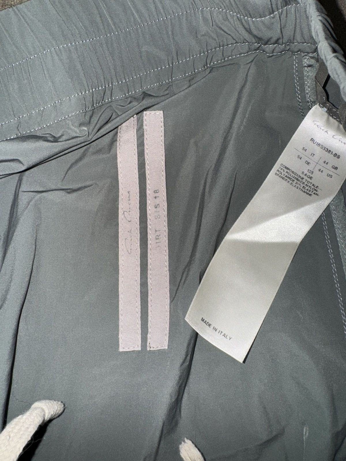 Rick Owens Rick Owens green nylon joggers Size US 33 - 2 Thumbnail