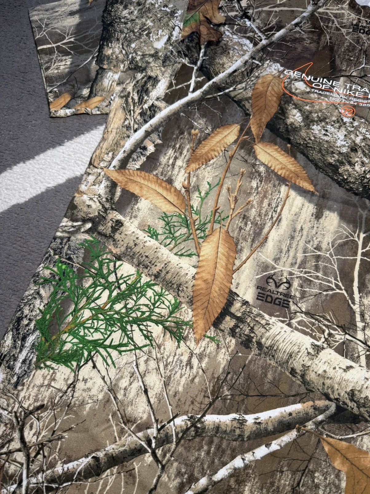 Nike Nike SB Realtree Camo All Over Print Loose Fit T-shirt Size US M / EU 48-50 / 2 - 10 Thumbnail
