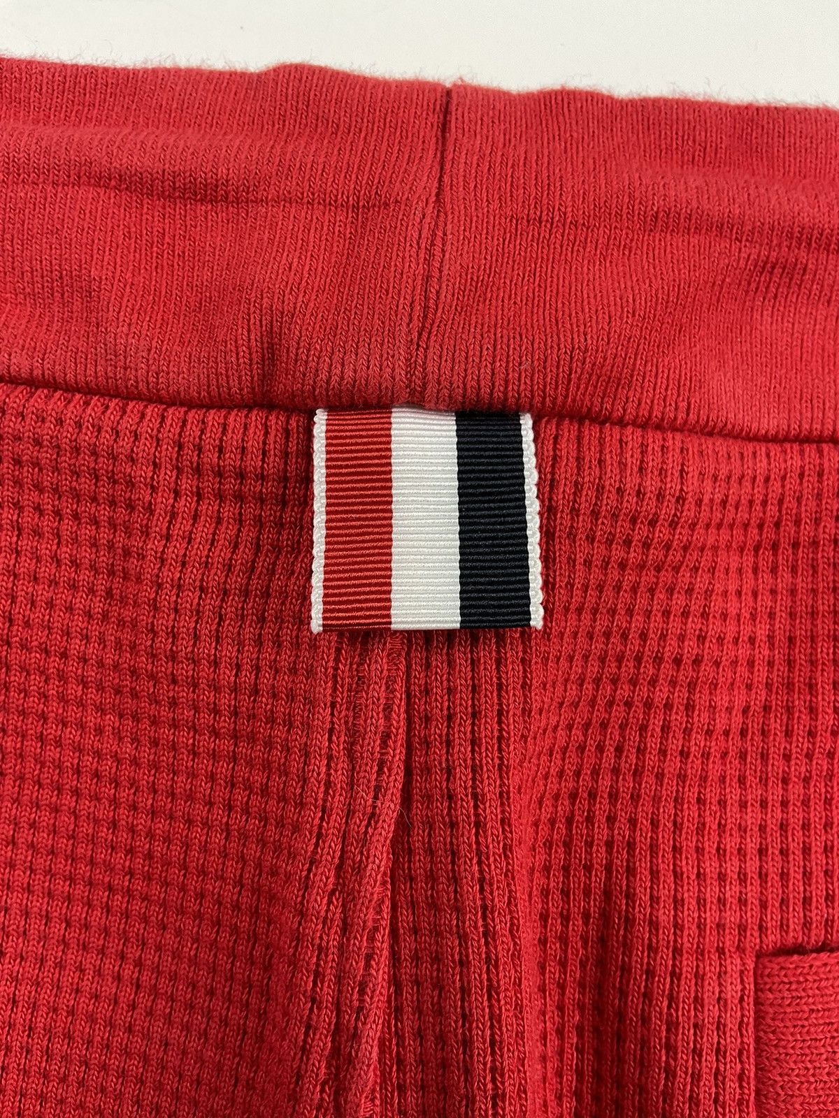 Thom Browne Thom Browne Red Compact Waffle 4-Bar Sweatshort Size US 32 / EU 48 - 8 Thumbnail