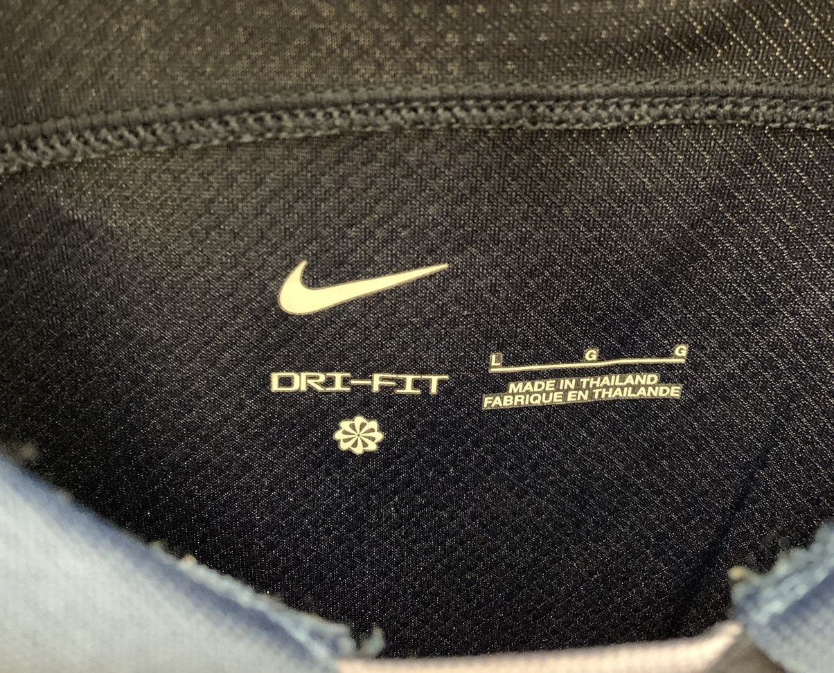 Nike Tottenham Hotspur’s Nike soccer jersey L sz AIA ( Kane Son) Size US L / EU 52-54 / 3 - 4 Thumbnail