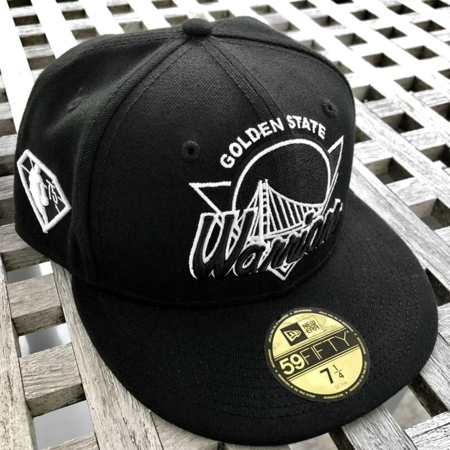 New Era Golden State Warriors Script NBA 75 Patch Fitted Hat 7 1/4 Size ONE SIZE - 1 Thumbnail