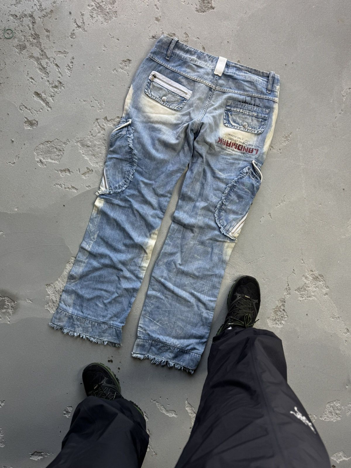 Dsquared2 × Vintage Vintage Dsqaured2 Distressed Denim Y2K Black Jeans Size US 32 / EU 48 - 2 Thumbnail