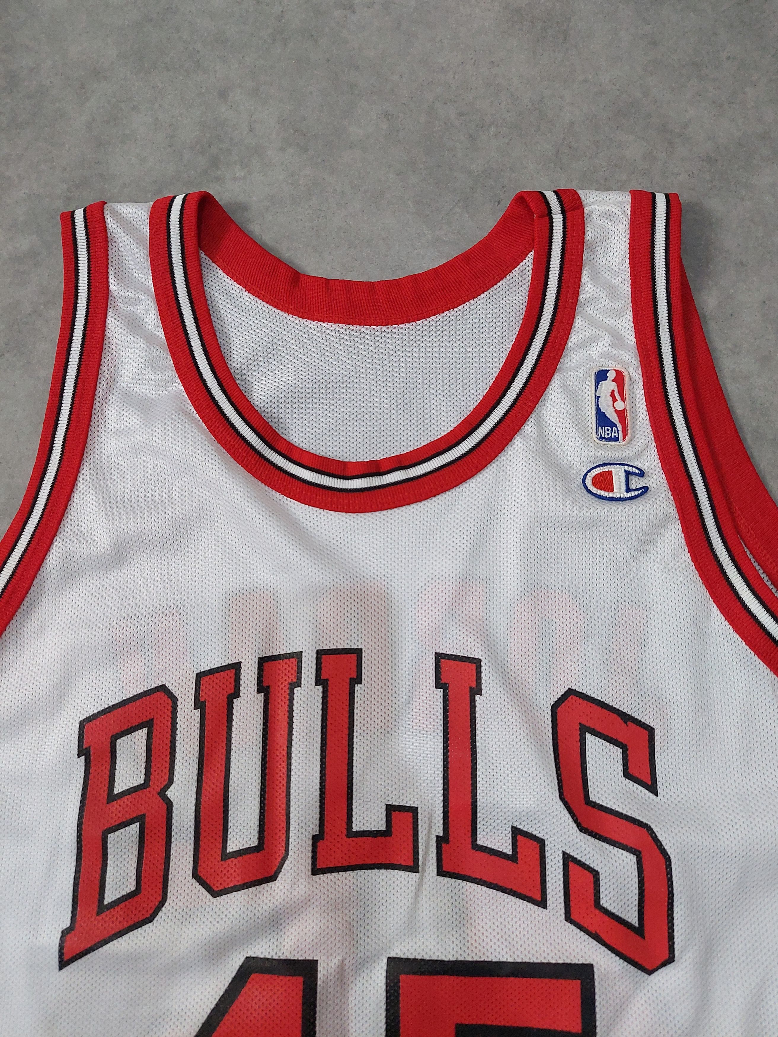 Champion × NBA × Vintage Vintage Chicago Bulls Michael Jordan NBA Jersey ,size 48 Size US L / EU 52-54 / 3 - 8 Thumbnail