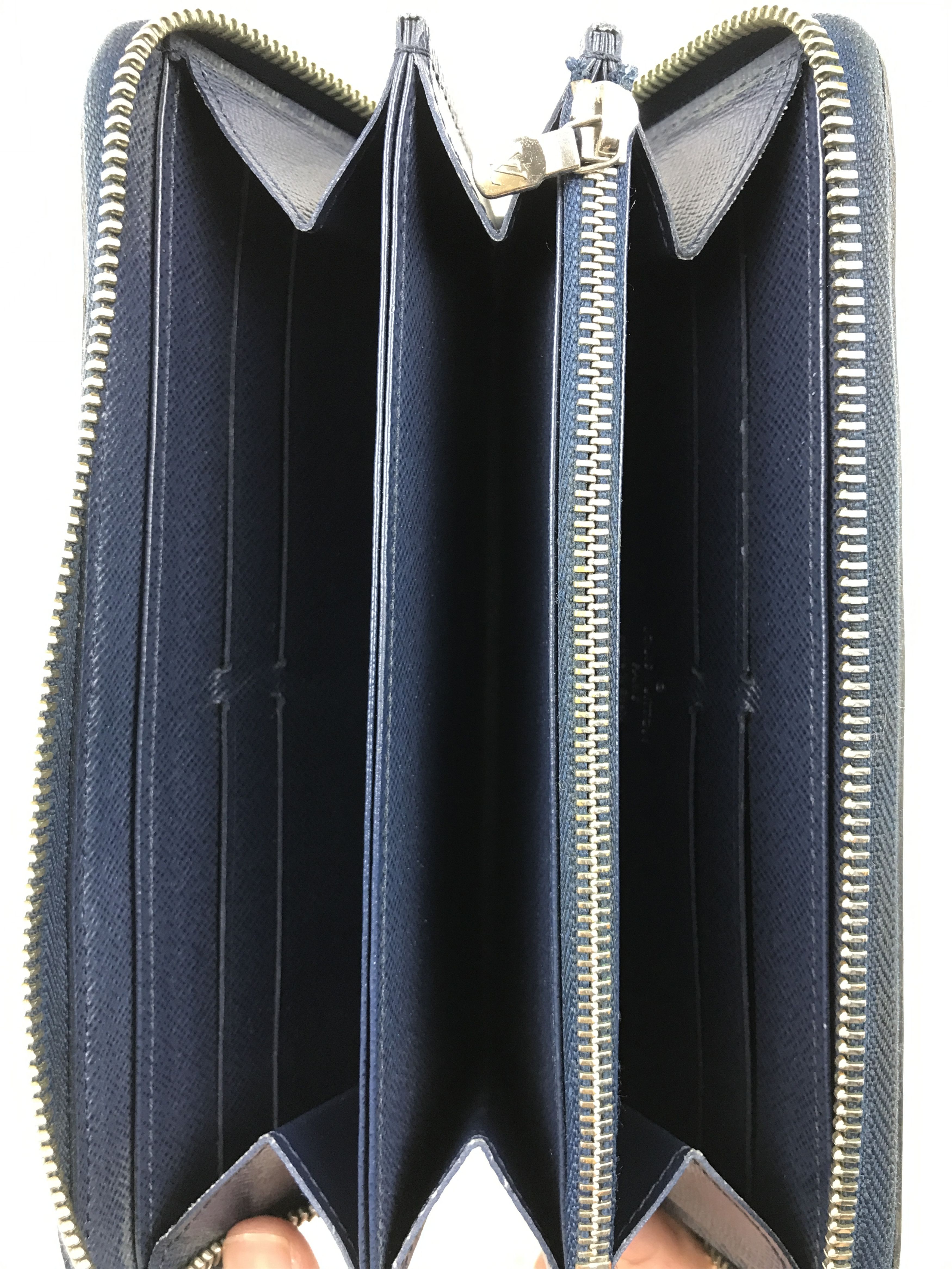 Louis Vuitton Zip Around Long Wallet Epi Leather