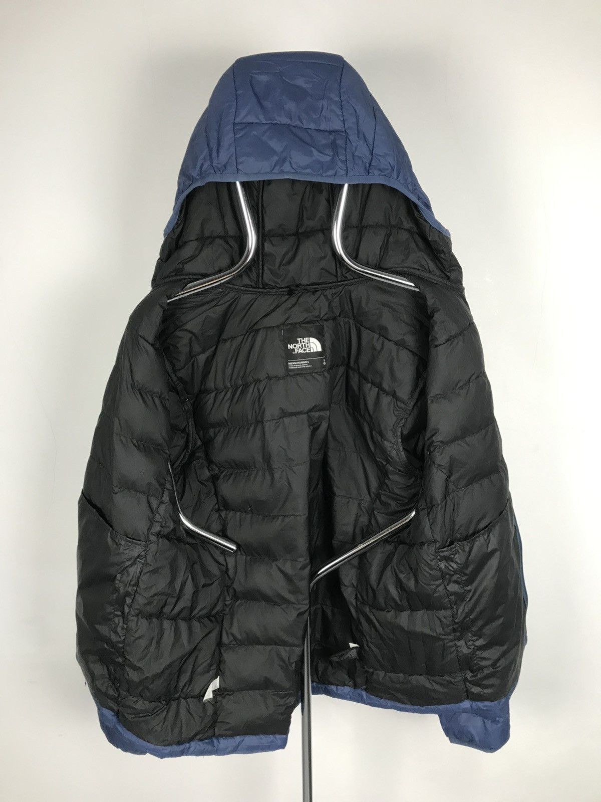 The North Face Men’s L/52,The North Face Insulated Windbreaker Hood Jacket Size US L / EU 52-54 / 3 - 2 Thumbnail