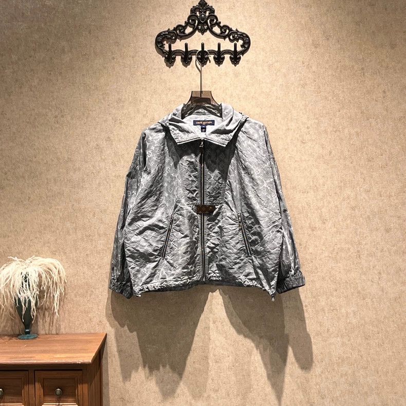 Louis Vuitton Louis Vuitton Grey Old-Flower Full Print Hooded Storm Jack Size XXS / US 00 / IT 34 - 1 Thumbnail