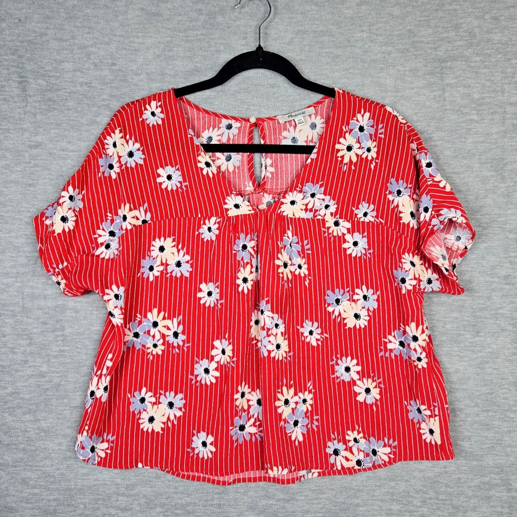Madewell Madewell Blouse Shirt Womens Regular Short Sleeve V-Neck Daisy Pattern Red White Stripes 2XS Vintage No N/A Size XXS / US 00 / IT 34 - 2 Thumbnail