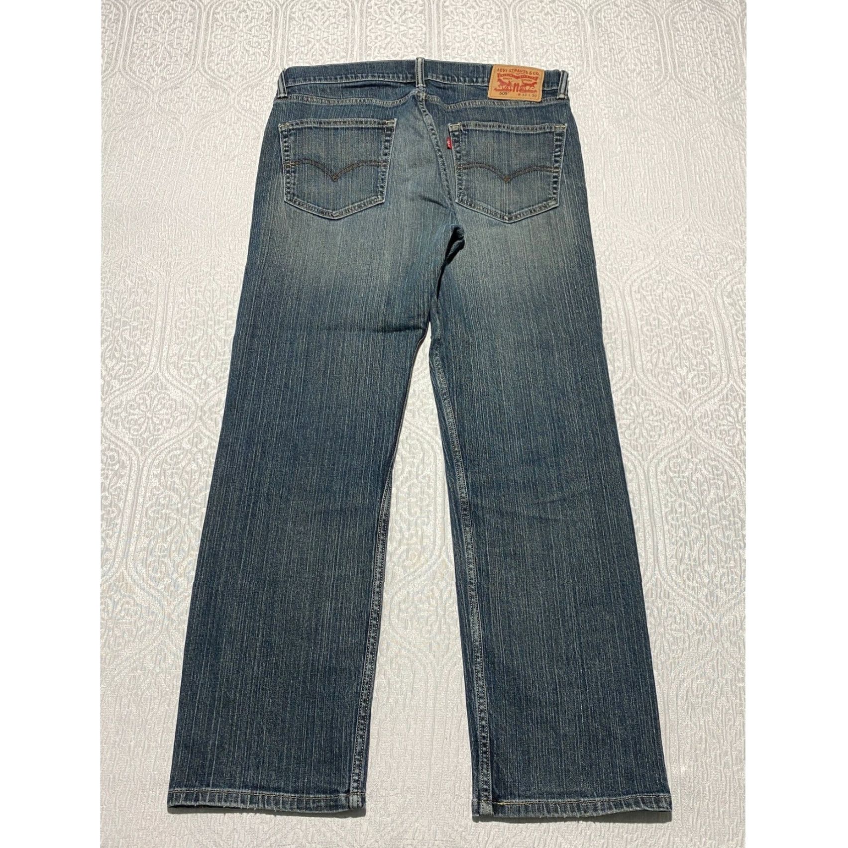 Levi's Levi's 505 Regular Fit Jeans Men W33 L30 Medium Wash Blue Denim Cotton Straight Stock Power: Logo Size US 33 - 3 Thumbnail