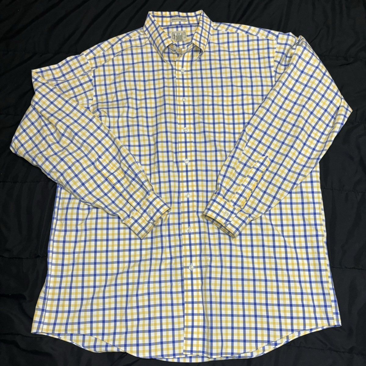 L.L. Bean L.L. BEAN MENS WRINKLE AND STAIN RESISTANT BUTTON UP NWOT Size US XL / EU 56 / 4 - 1 Thumbnail