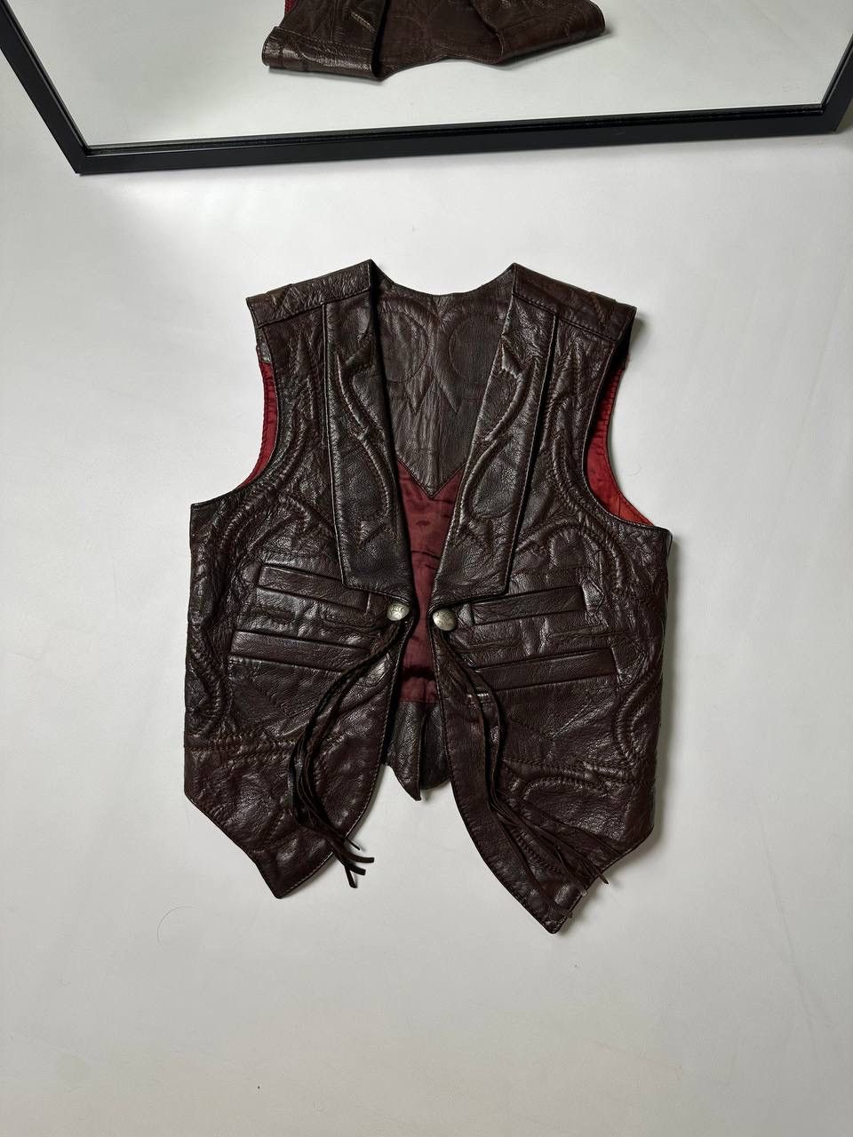 Cowboy Equipment 80s Cowboy Handmade Wester Leather Vest Mexico Vintage Spain Size S / US 4 / IT 40 - 11 Thumbnail